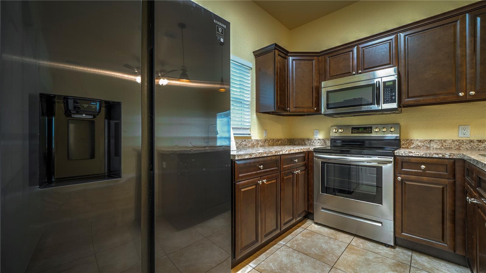 Duplex at 1404 NW 18TH AVE, OCALA, photo 15 of 32