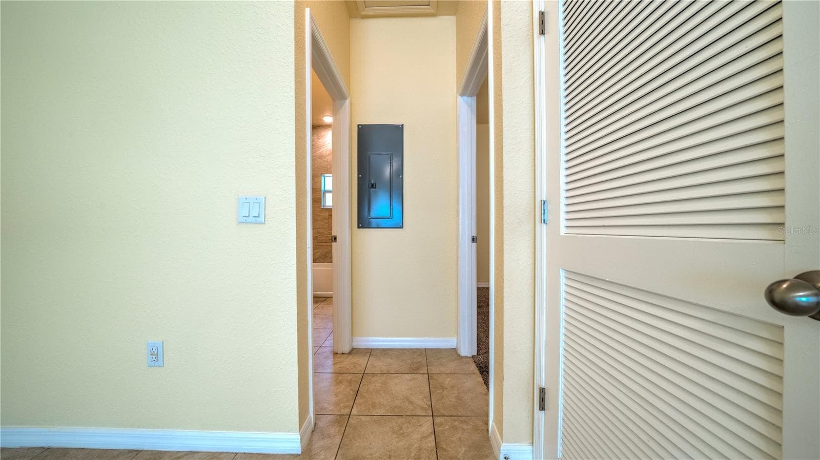 Duplex at 1404 NW 18TH AVE, OCALA, photo 28 of 32