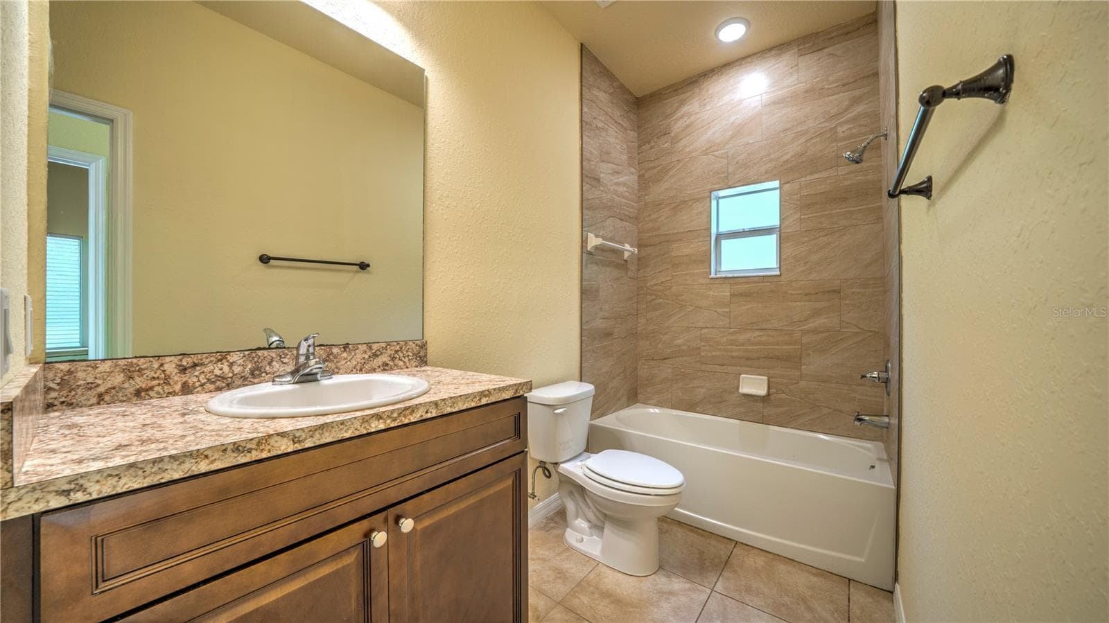 Duplex at 1404 NW 18TH AVE, OCALA, photo 31 of 32