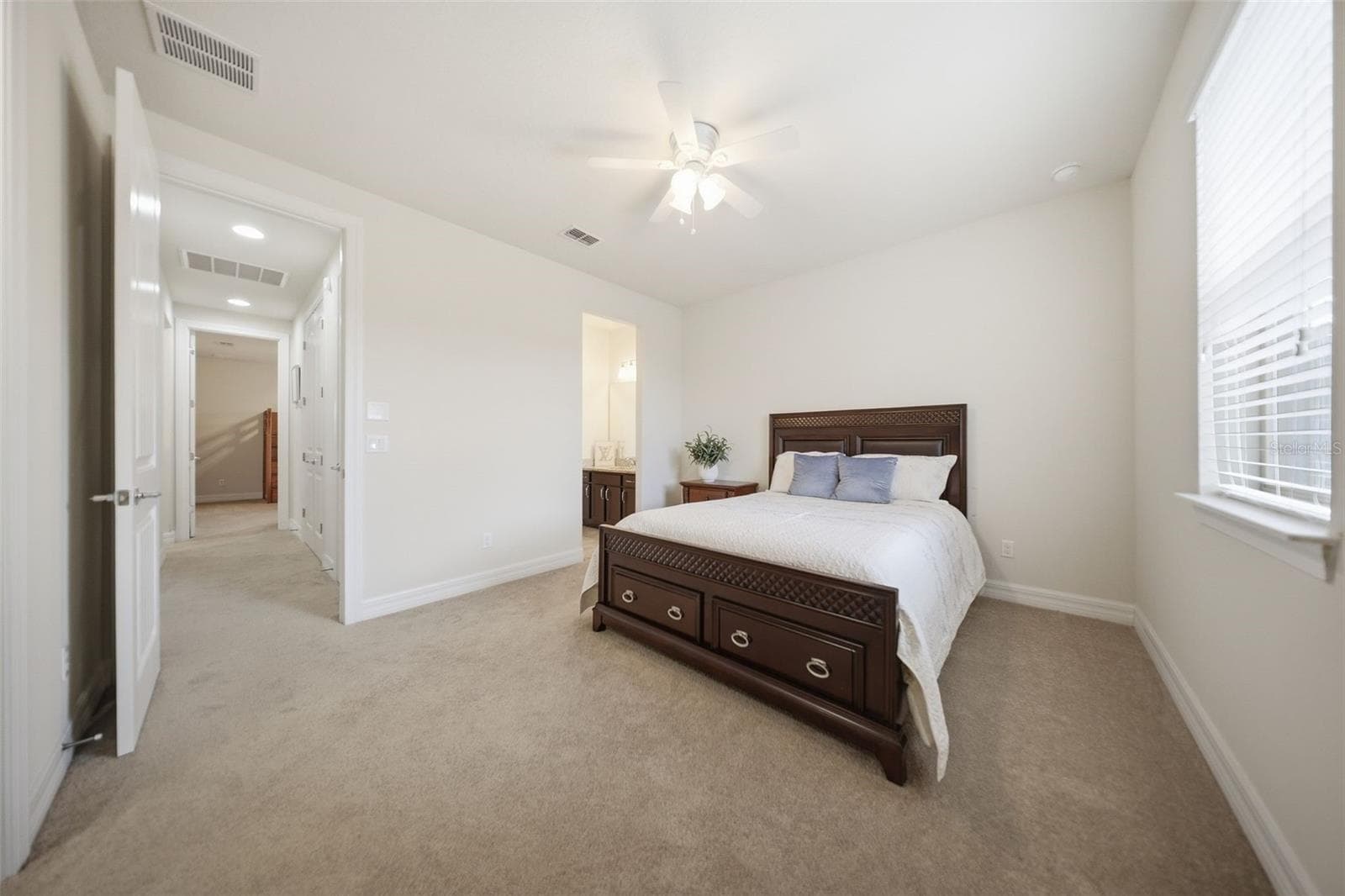 Single Family Residence at 10902 CITRON OAKS DR, ORLANDO, photo 58 of 85