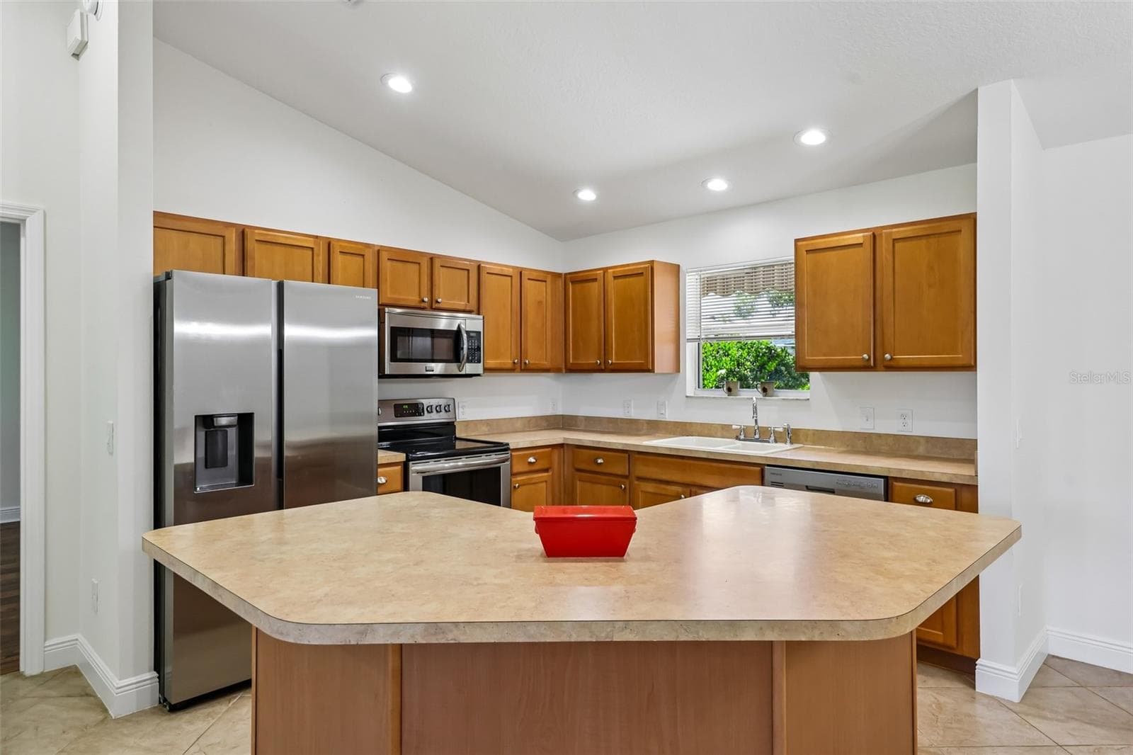 Kitchen - 1000 KENOVA AVE, THE VILLAGES