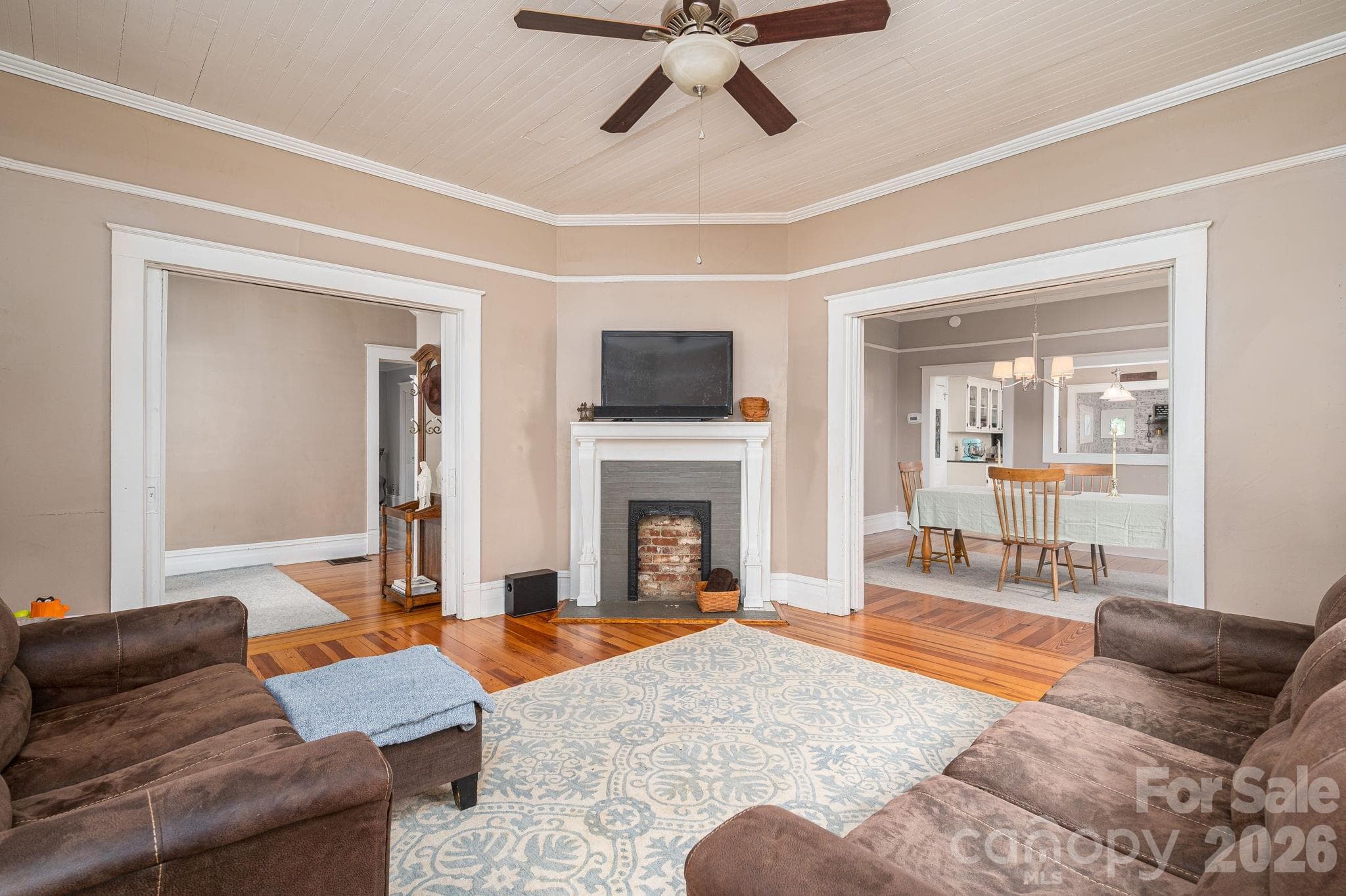 Single Family Residence at 306 W Old Post Road, Cherryville, photo 8 of 44
