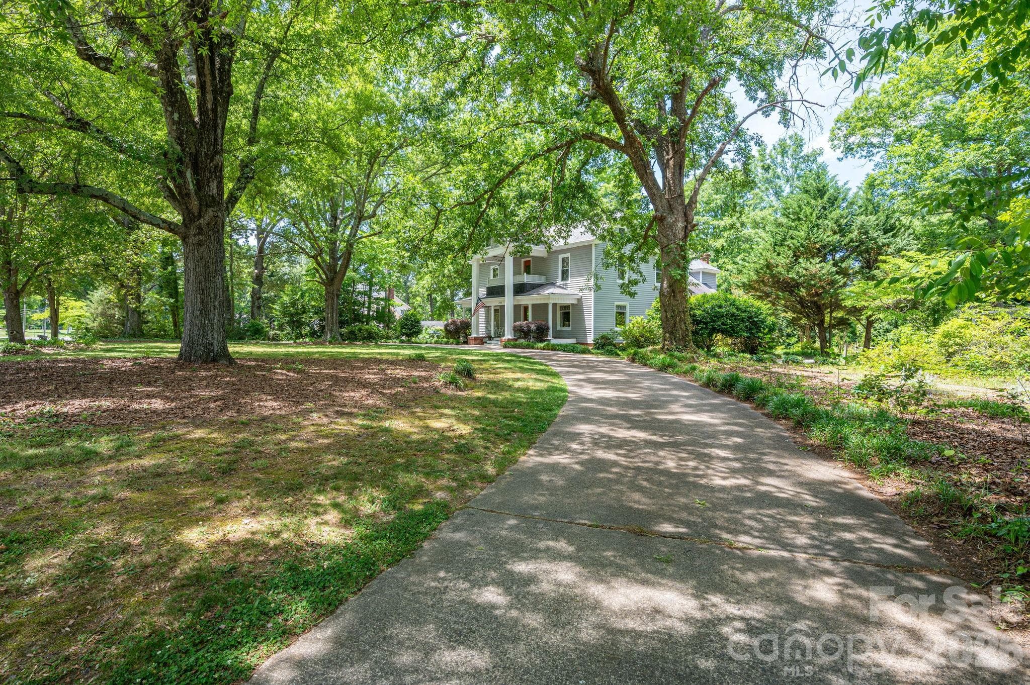 Circular Driveway Access from Side Road - 306 W Old Post Road, Cherryville