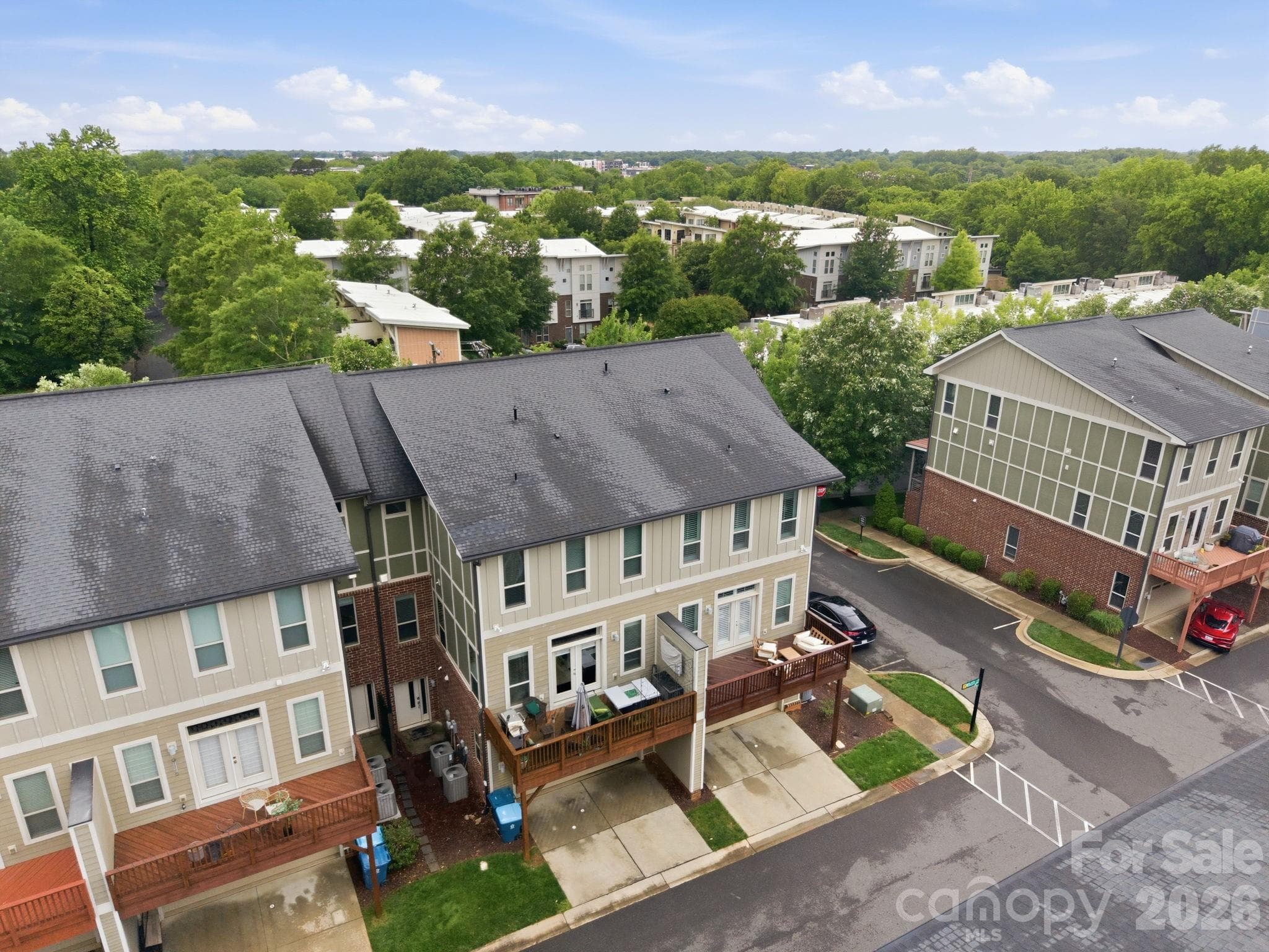 Townhouse at 863 Academy Street, Charlotte, photo 36 of 37