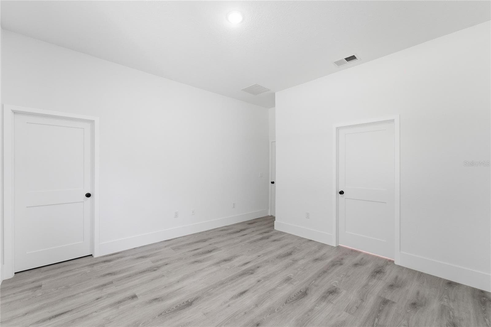 Single Family Residence at 226 E CALDWELL DR, DUNNELLON, photo 27 of 40