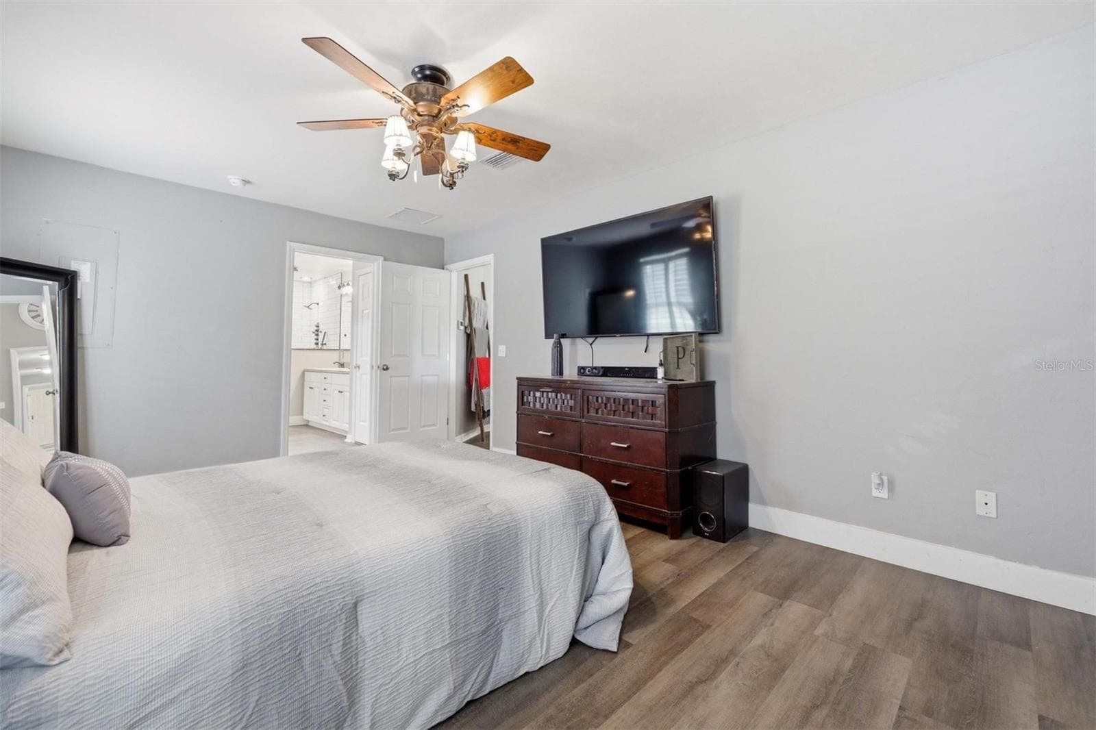 Master Bedroom - 3460 SE COUNTY ROAD 337, TRENTON