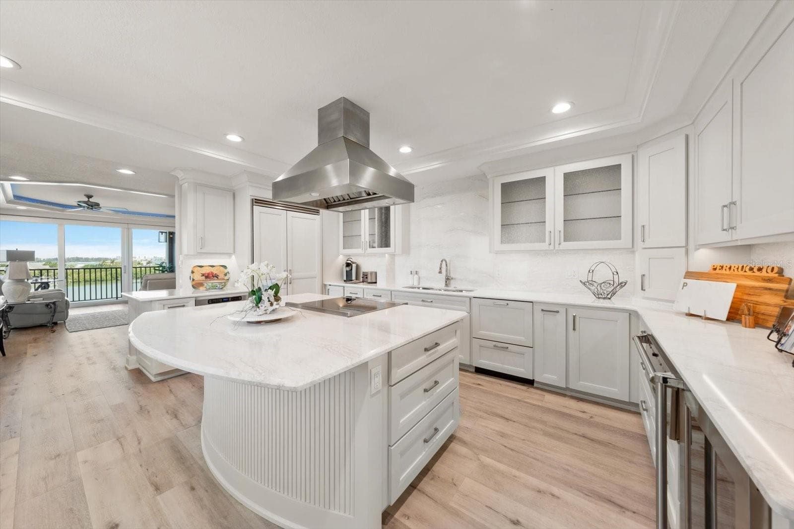 Condominium at 4 BELLEVIEW BLVD #503, BELLEAIR, photo 12 of 74