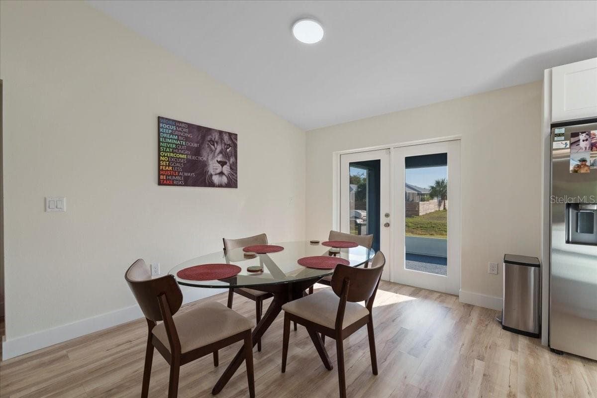 Single Family Residence at 2405 VANCOUVER LN, NORTH PORT, photo 12 of 32