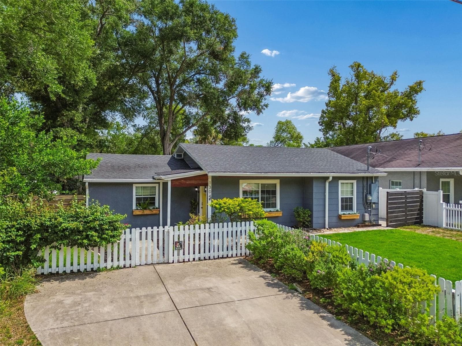 Single Family Residence at 1304 E KNOLLWOOD ST, TAMPA, photo 27 of 30