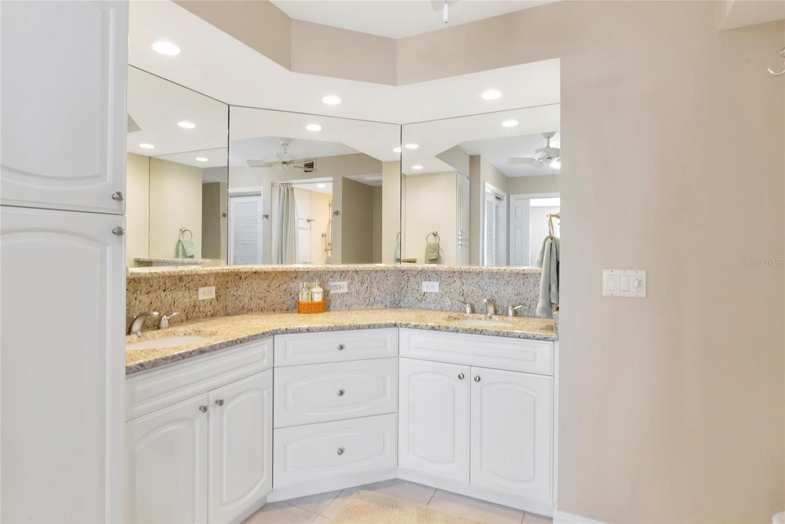 Condominium at 6480 MIDNIGHT PASS RD #503, SARASOTA, photo 32 of 61