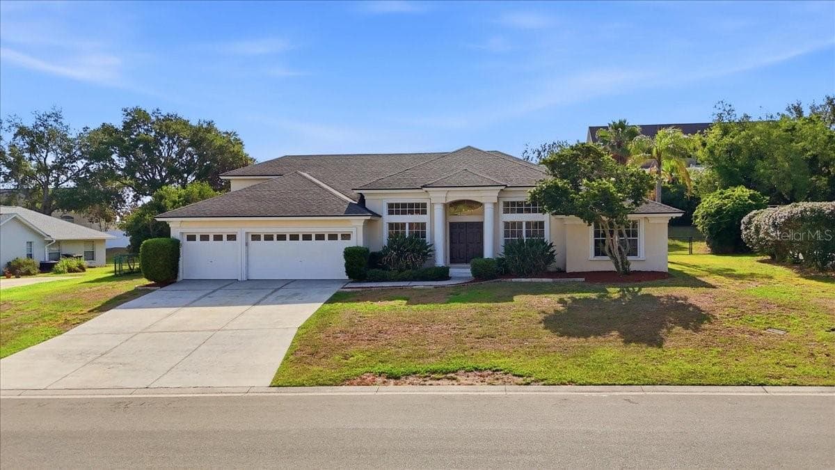 Single Family Residence at 5628 WOODWIND HILLS DR, LAKELAND, photo 3 of 84