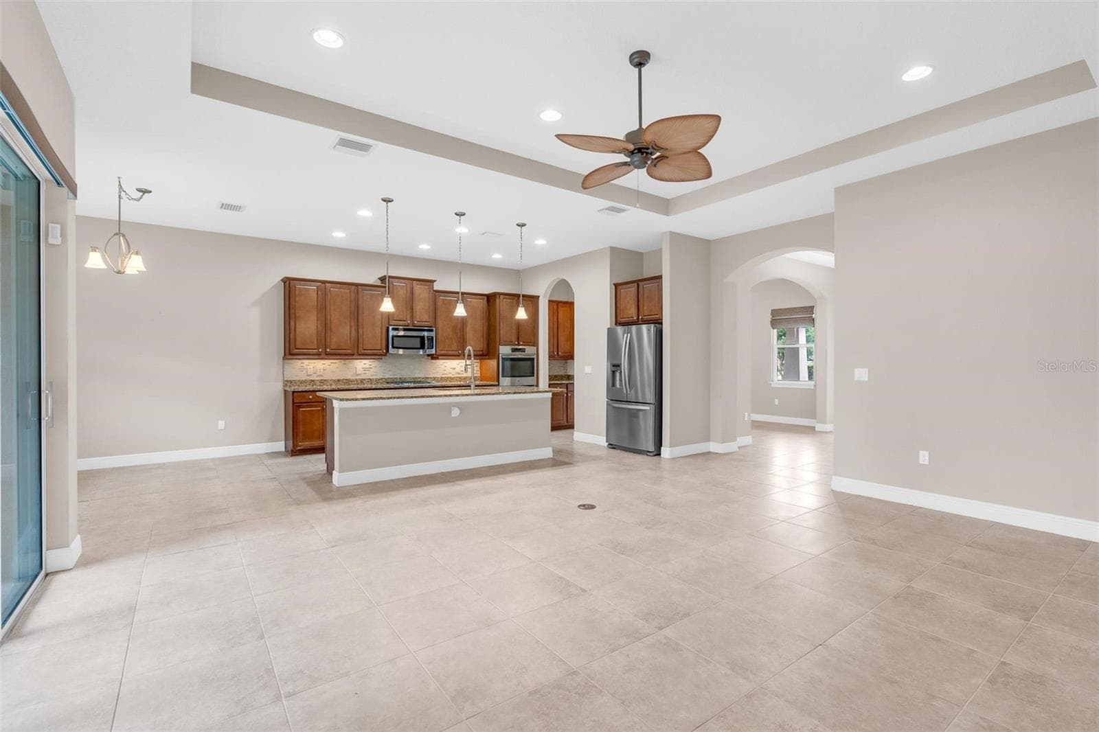 Single Family Residence at 903 VICTORIA HILLS DR S, DELAND, photo 13 of 31