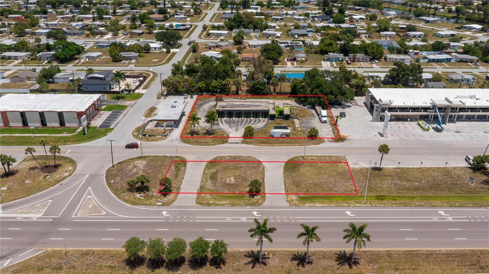 3570 Tamiami Trail zoned CG with highly visible 45.5 K VPD - 3570 TAMIAMI TRL, PORT CHARLOTTE