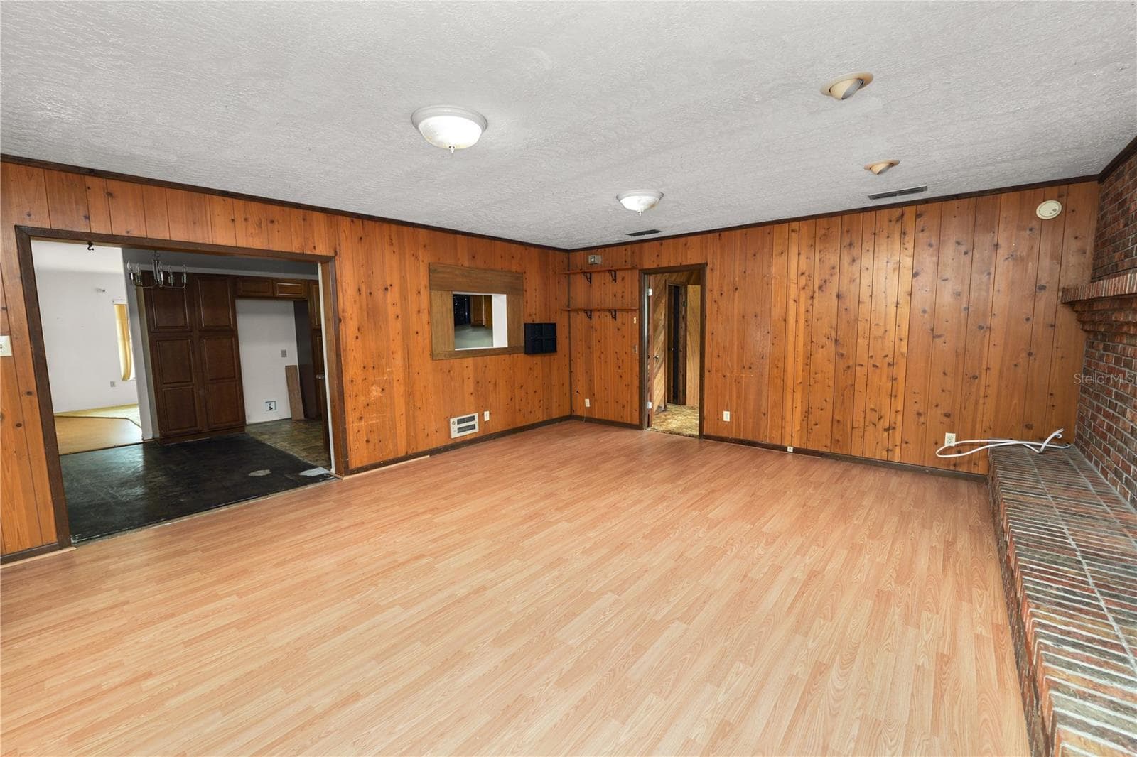 Single Family Residence at 760 MANOR DR, BARTOW, photo 13 of 33