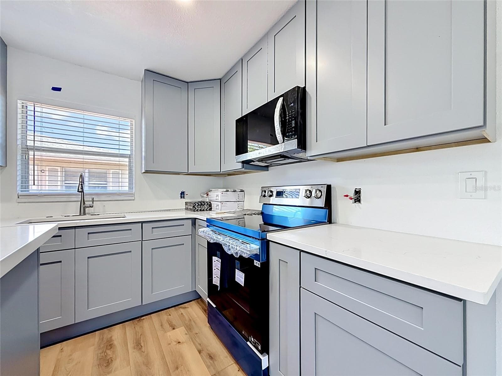 Condominium at 2188 CORINNE CT S #A, ST PETERSBURG, photo 13 of 40