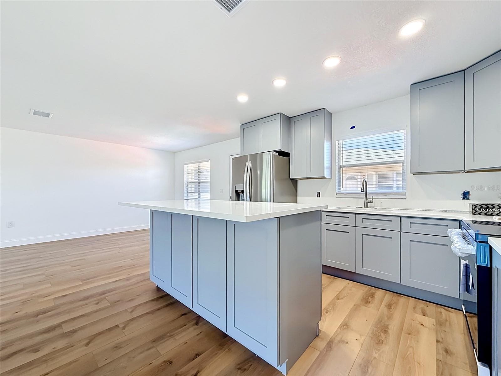 Condominium at 2188 CORINNE CT S #A, ST PETERSBURG, photo 14 of 40