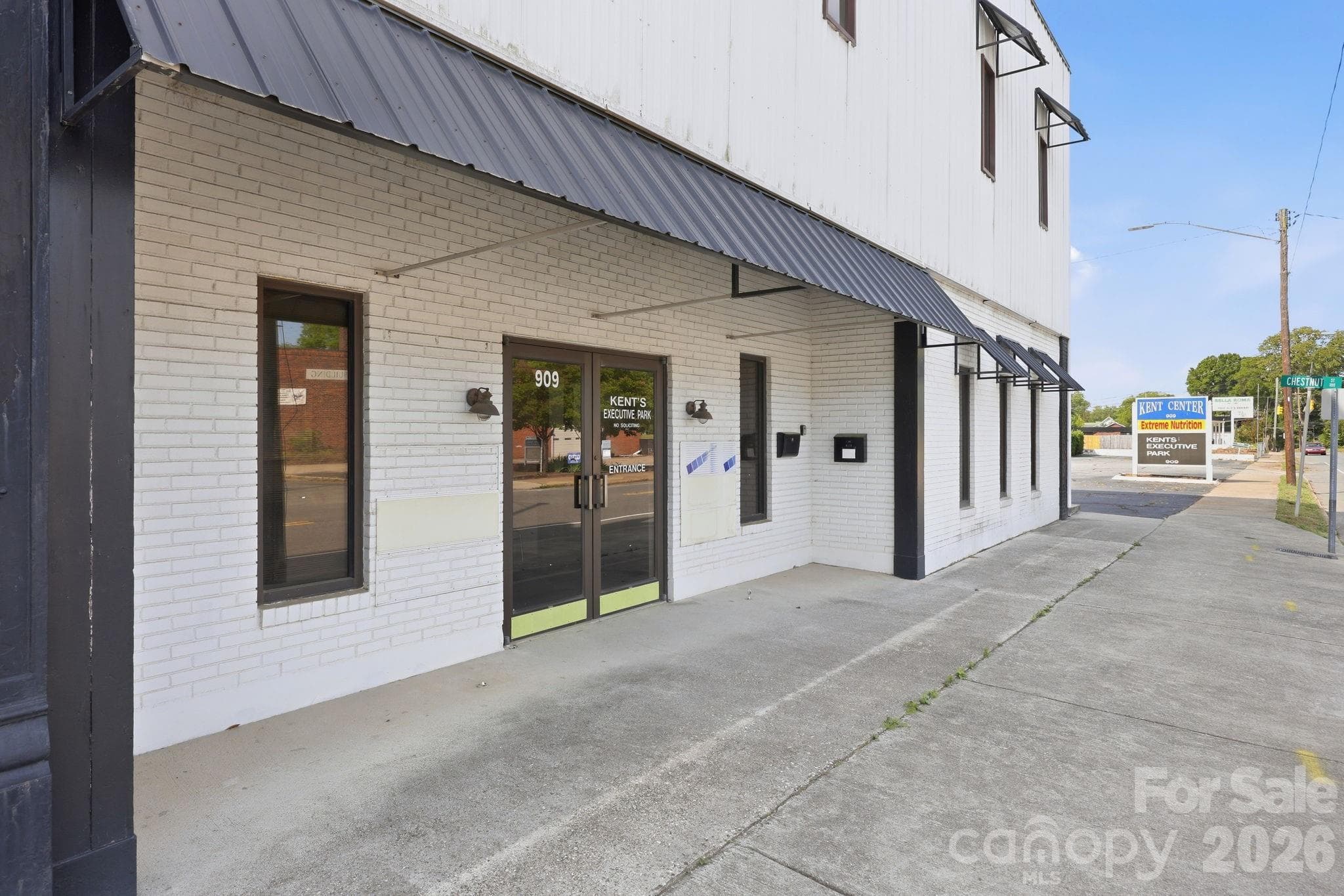 Entrance of 909 S. Main St - 909 S Main Street, Salisbury