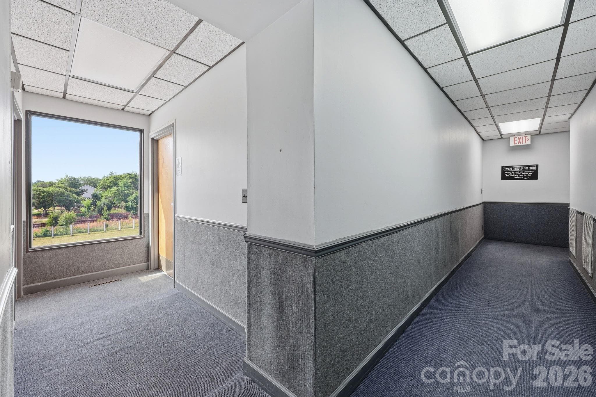 Upstairs hallway - 909 S Main Street, Salisbury