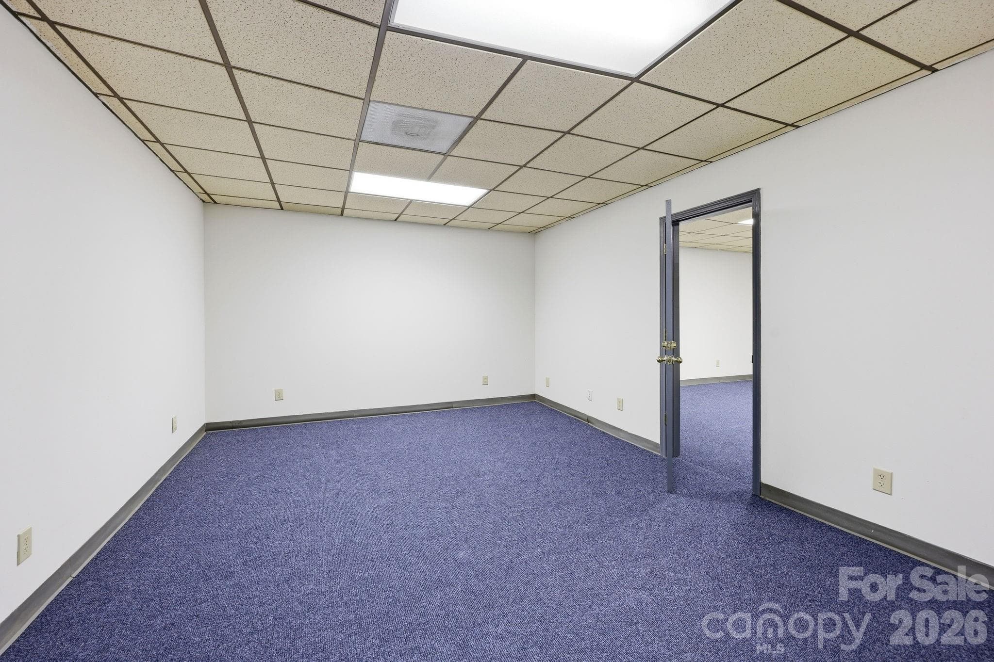 Office example - 909 S Main Street, Salisbury