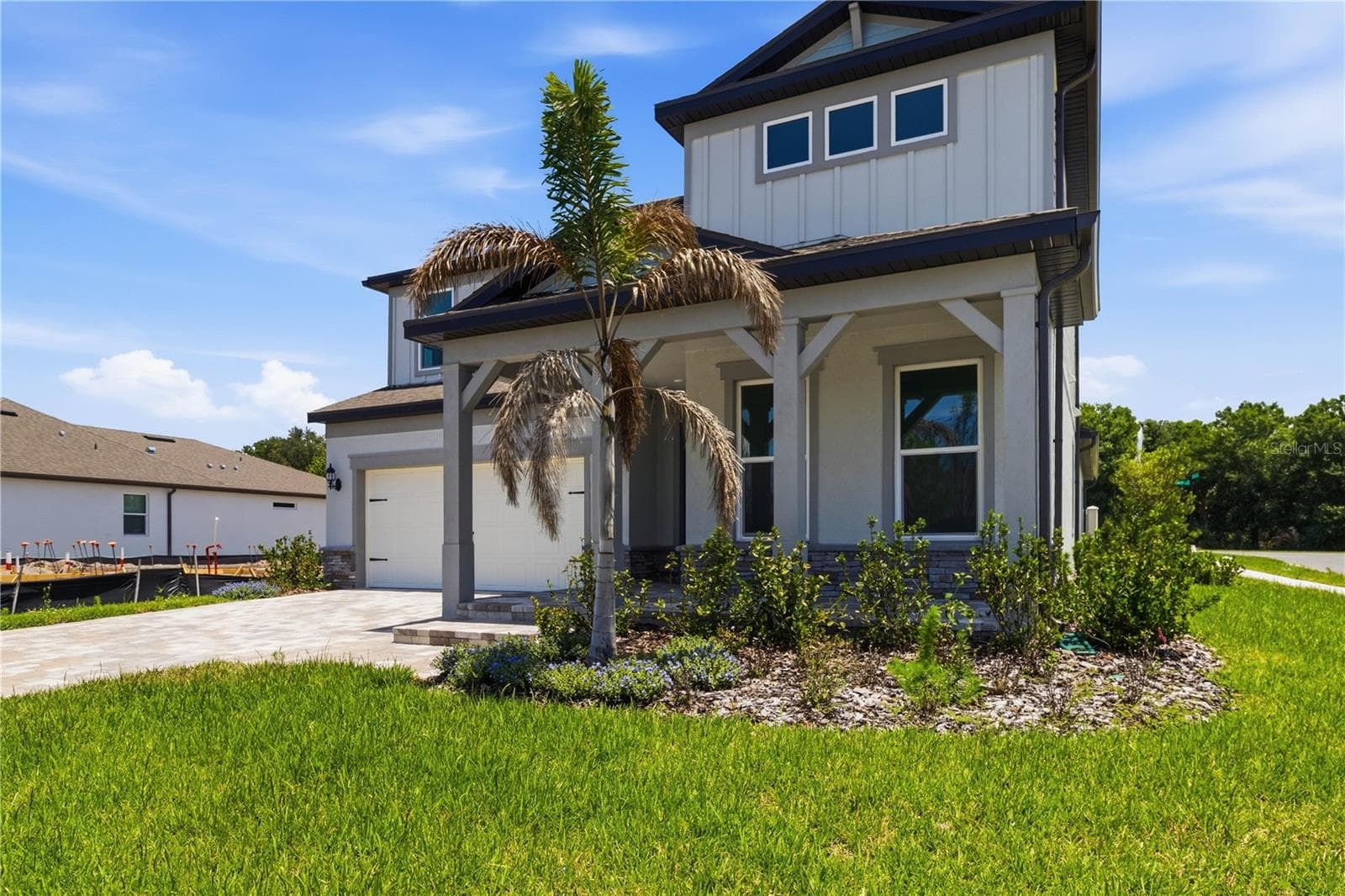 Spacious two story design with a finished look buyers can enjoy right away. - 13824 SUNLIGHT MEADOW DR, RIVERVIEW