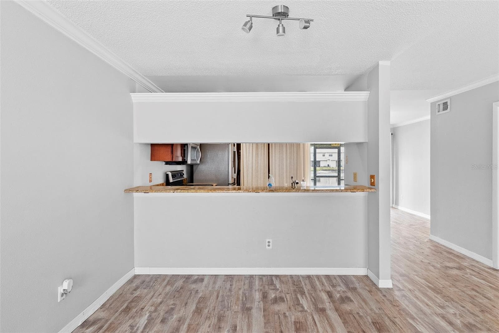 Townhouse at 5314 ABINGER CT, TAMPA, photo 17 of 40