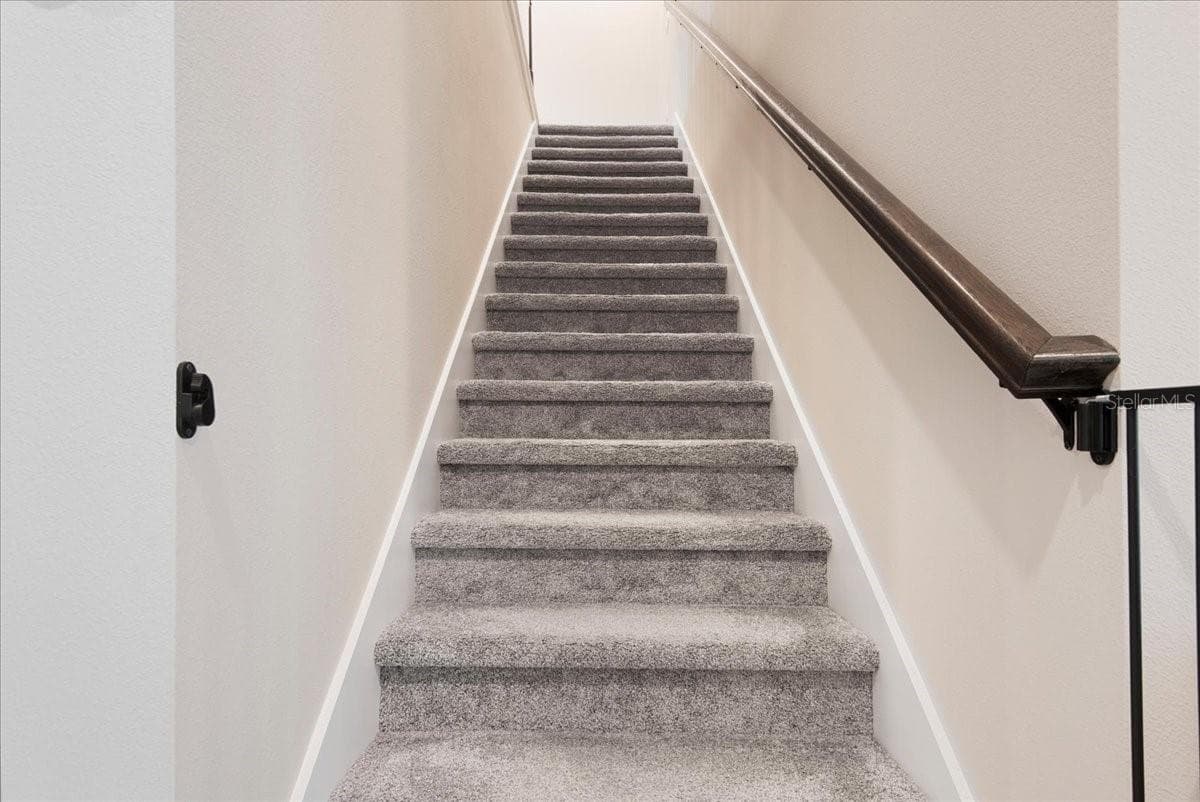 Going Up! - 15363 WILLOW RIDGE DR, MONTVERDE