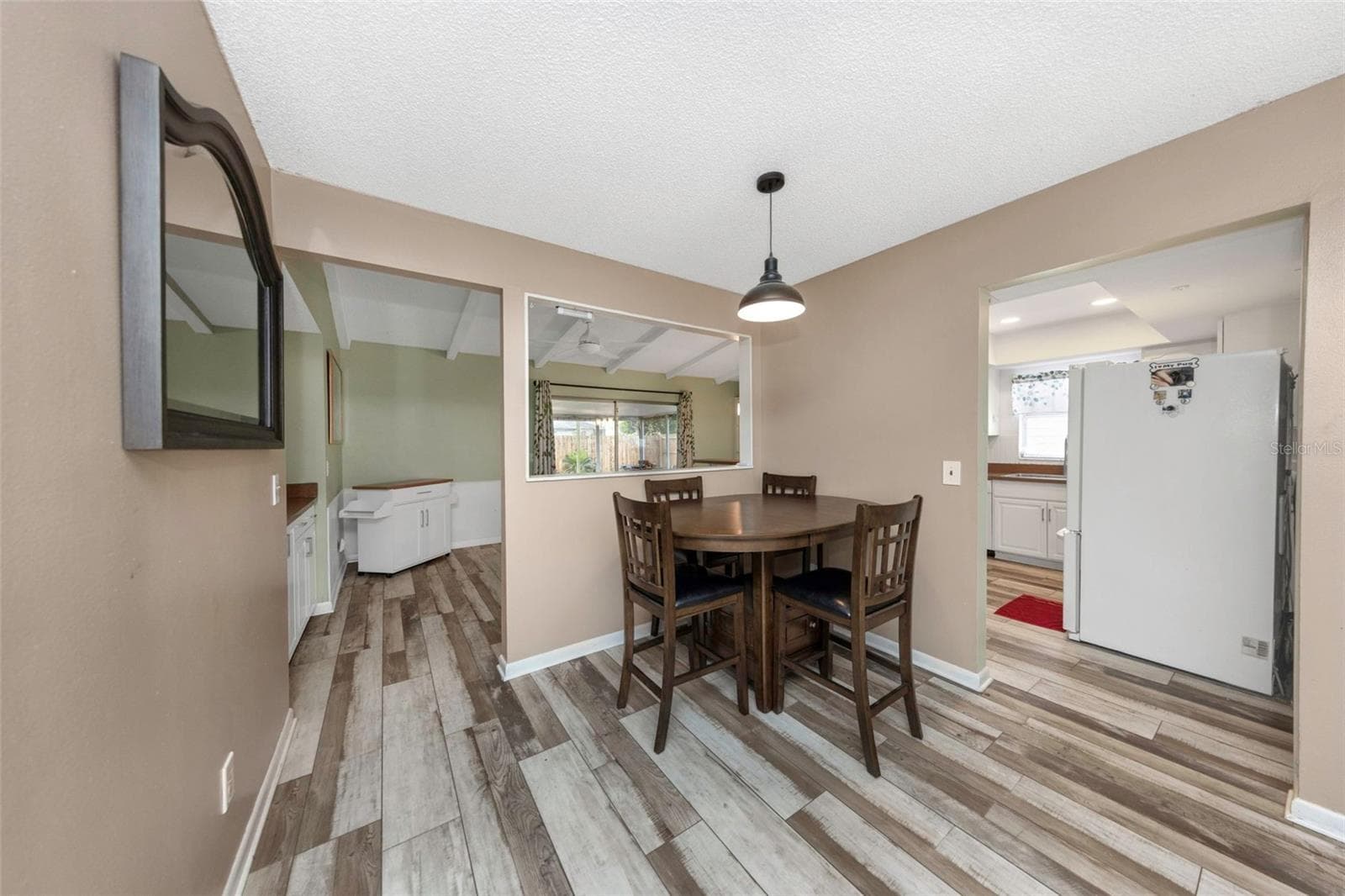 Dinette - 17704 RIVENDEL RD, LUTZ