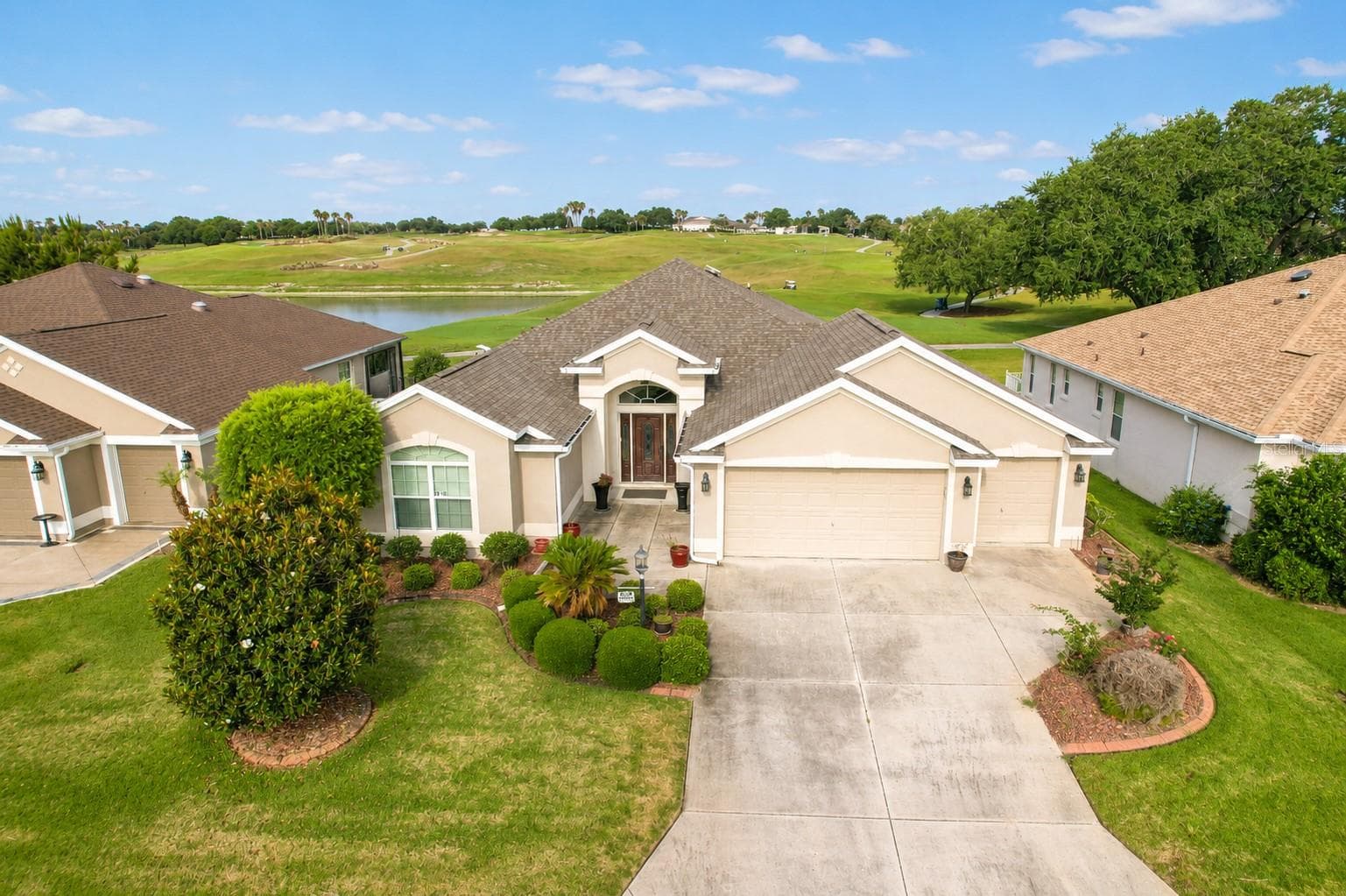 Single Family Residence at 2696 MIDLAND TER, THE VILLAGES, photo 3 of 42