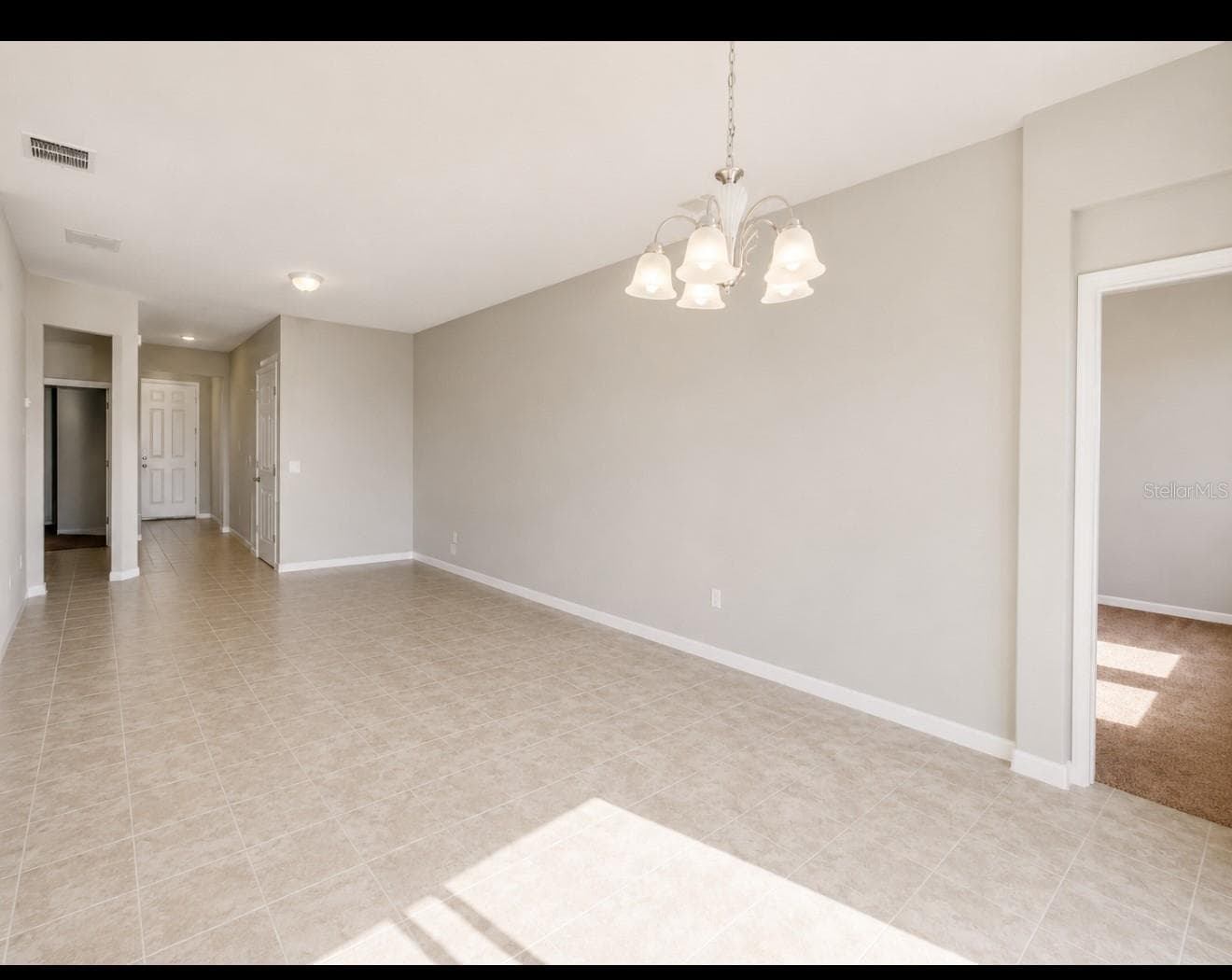 Single Family Residence at 9175 CHANDLER DR, GROVELAND, photo 5 of 23