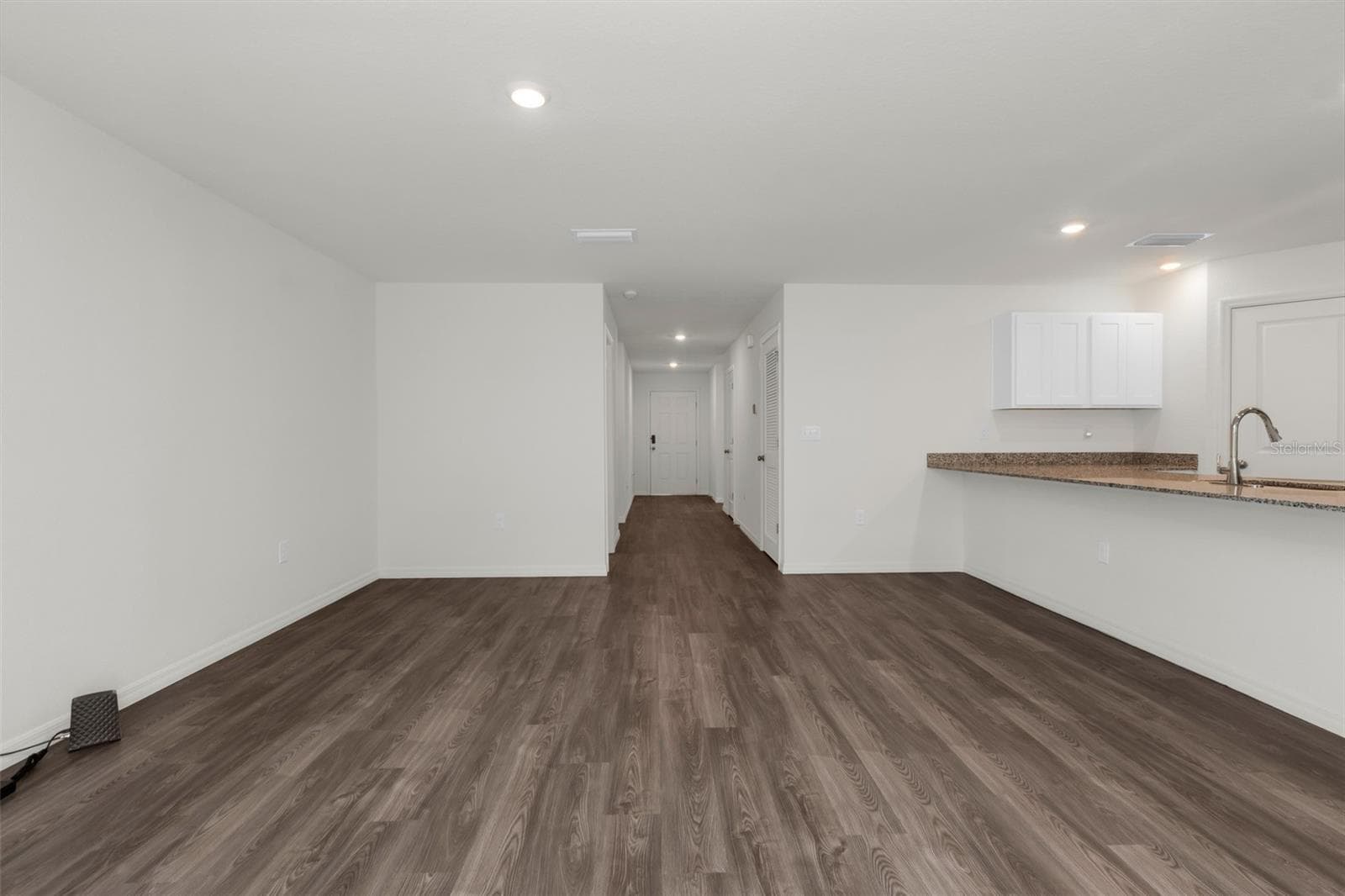Living room - 1040 SHERWIN ST, PORT CHARLOTTE