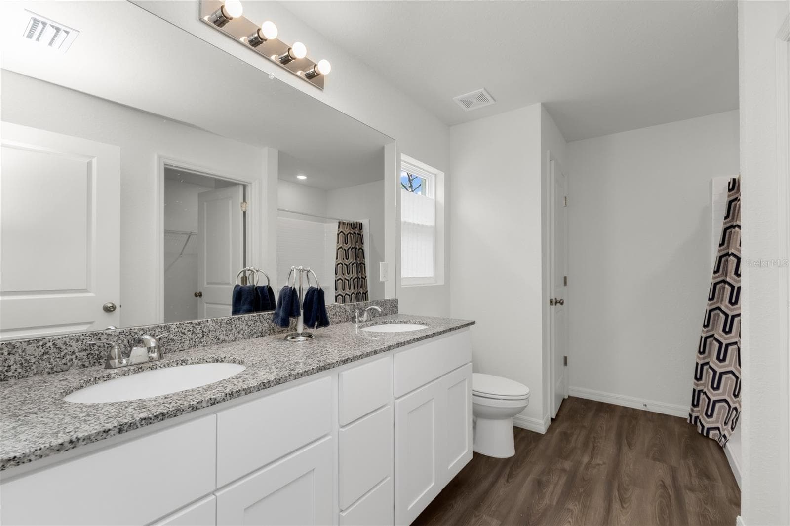 Primary bathroom - 1040 SHERWIN ST, PORT CHARLOTTE