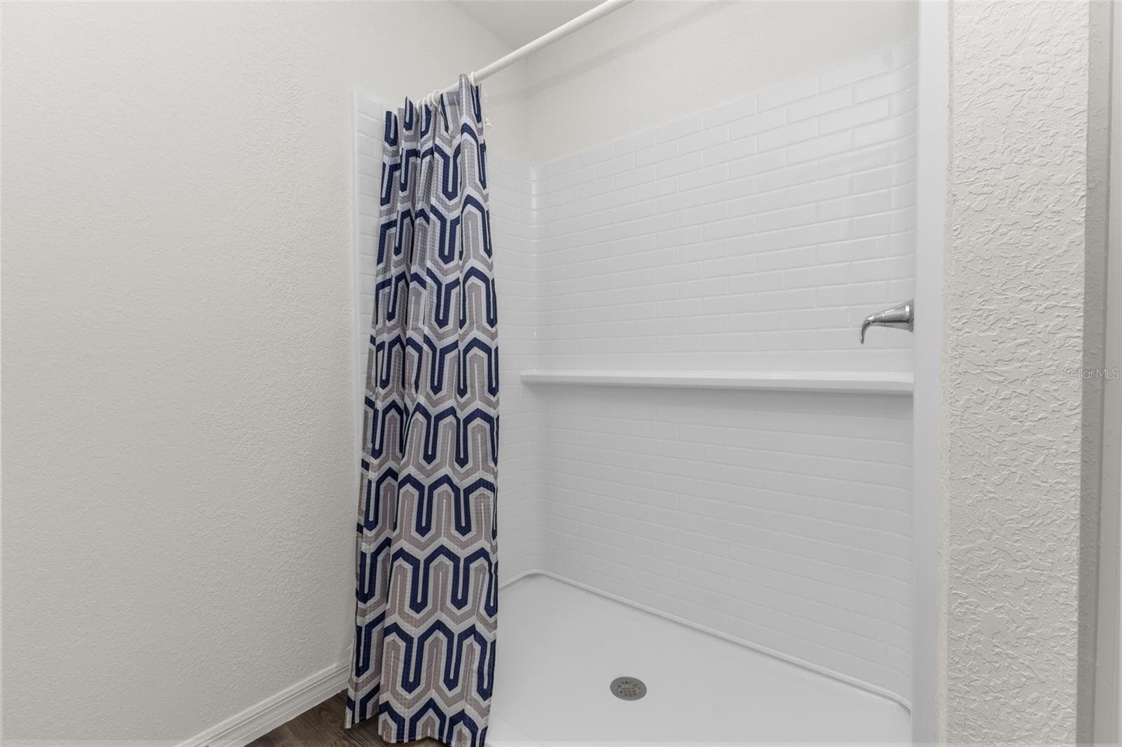 Primary bathroom shower - 1040 SHERWIN ST, PORT CHARLOTTE