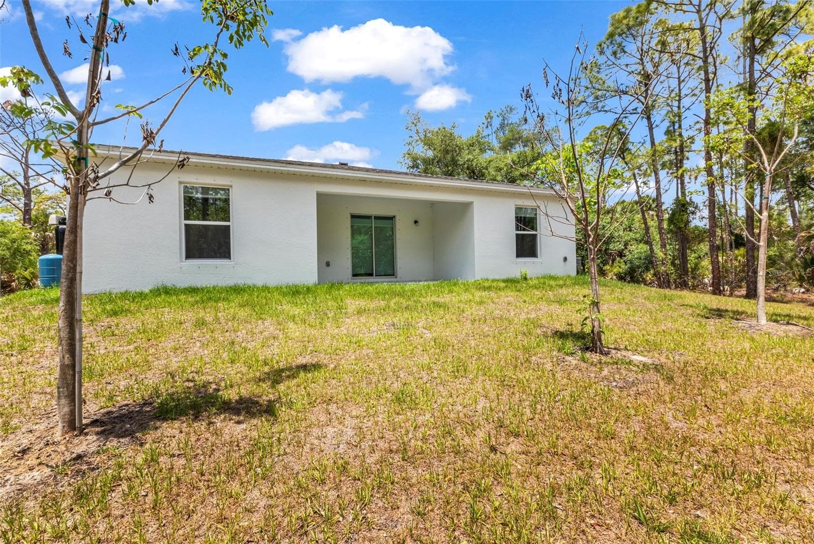 Back of home - 1040 SHERWIN ST, PORT CHARLOTTE