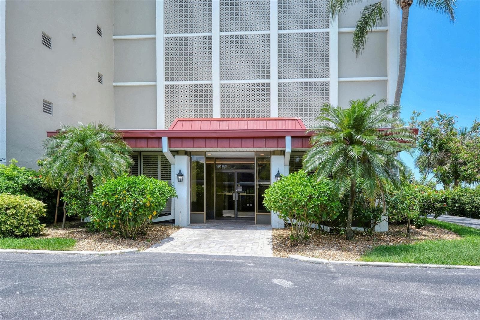 Condominium at 1100 IMPERIAL DR #108, SARASOTA, photo 24 of 36