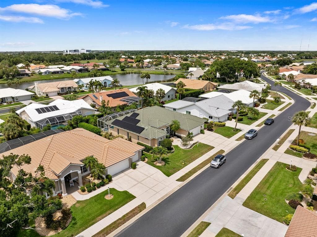 Single Family Residence at 1543 WATERFORD DR, VENICE, photo 54 of 63