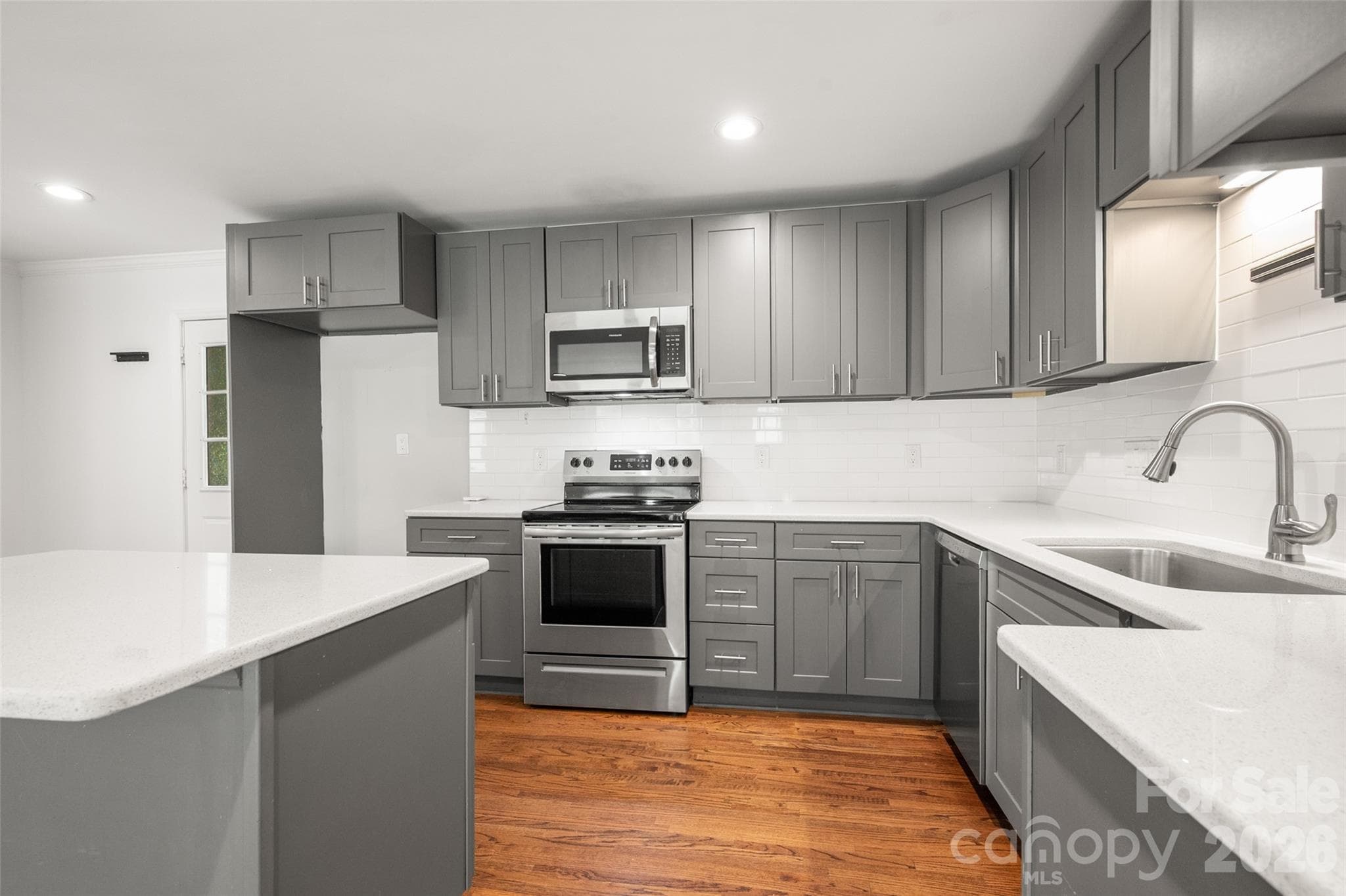 Quartz Countertops and plenty of storage! - 4300 Dowling Drive, Charlotte