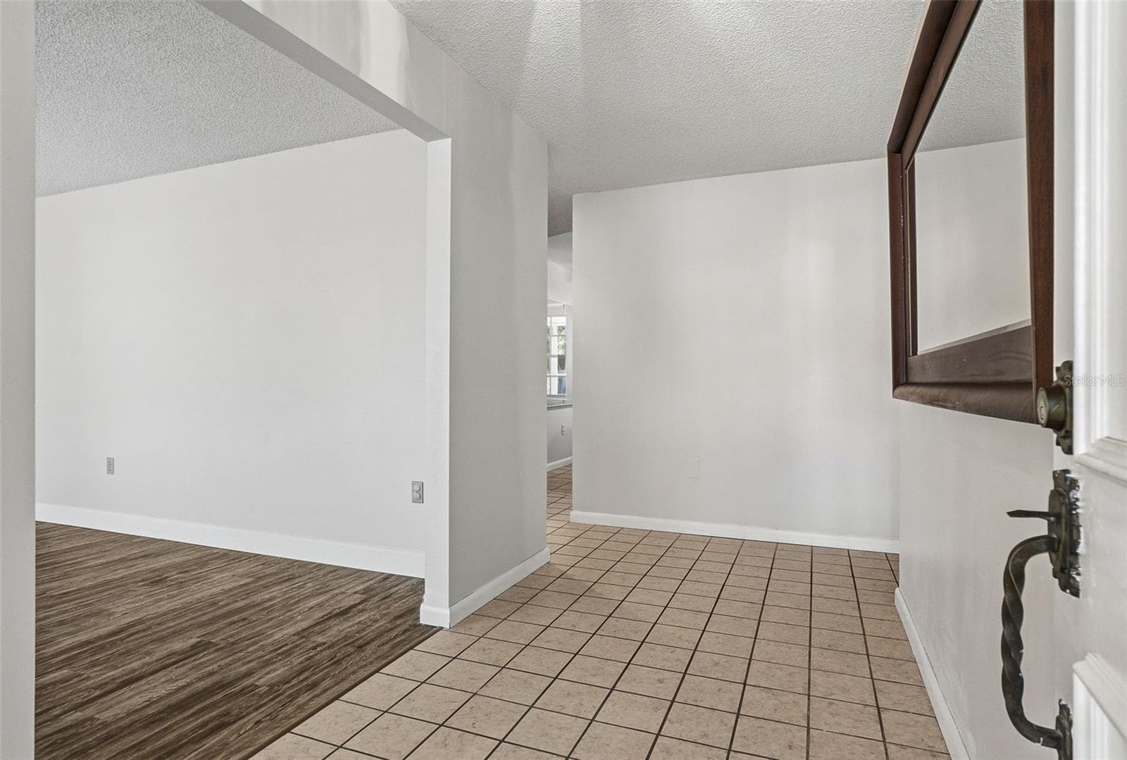 Single Family Residence at 2749 GREENDALE DR, SARASOTA, photo 5 of 45