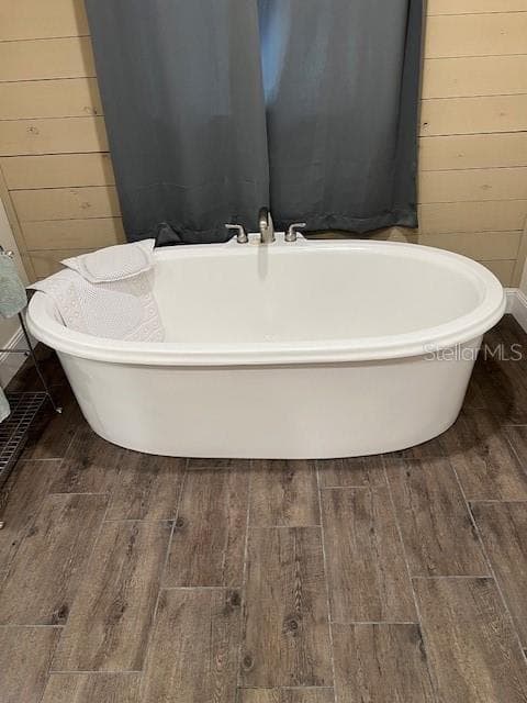 Master BA soaker tub - 6850 SE 88 LN, TRENTON
