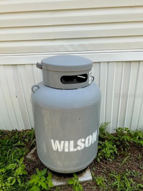 Gas for stove - 6850 SE 88 LN, TRENTON