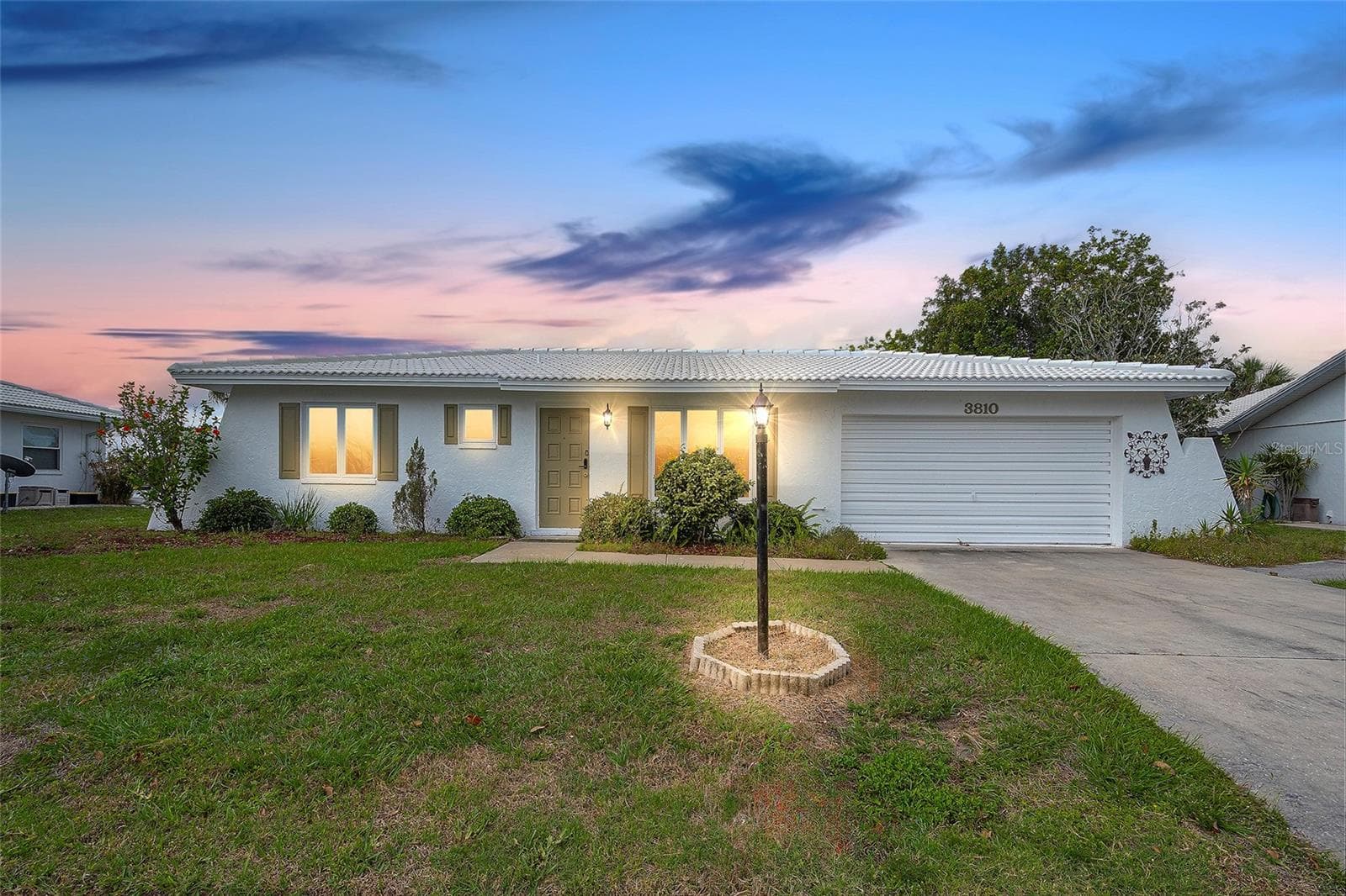 Single Family Residence at 3810 JOYCE DR, BRADENTON, photo 2 of 28