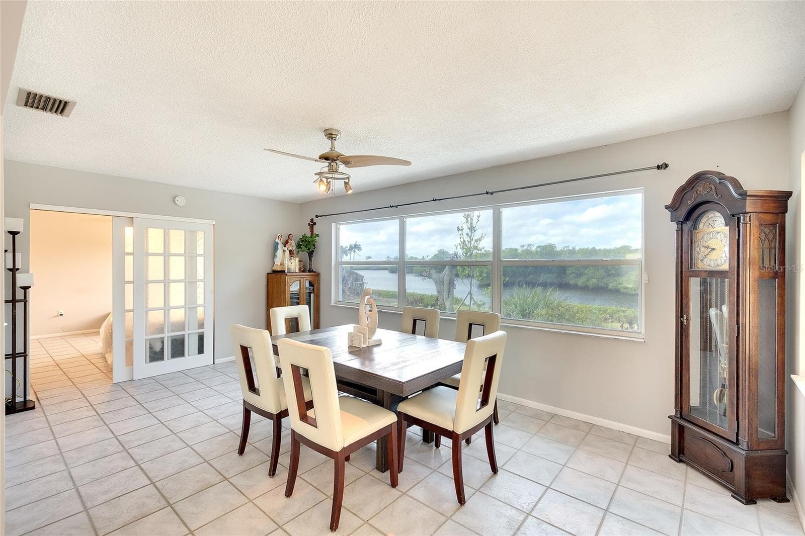 Single Family Residence at 3810 JOYCE DR, BRADENTON, photo 14 of 28