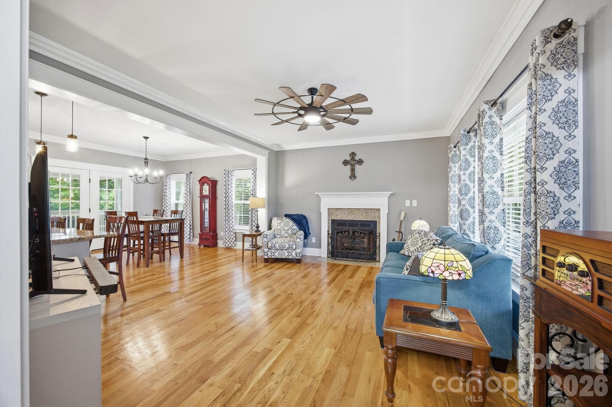Livingroom - Salisbury