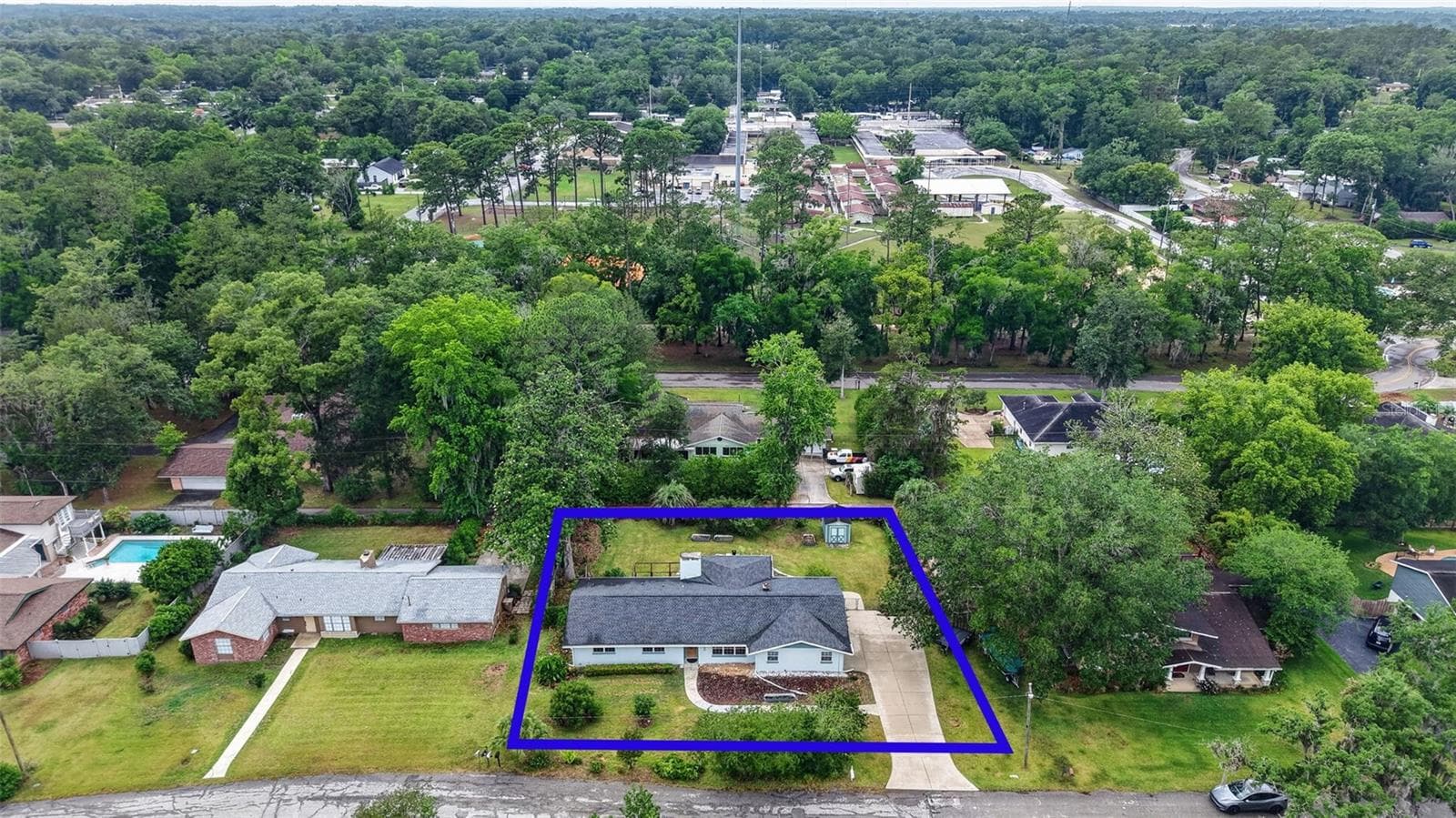 Single Family Residence at 550 SE 39TH TER, OCALA, photo 2 of 37