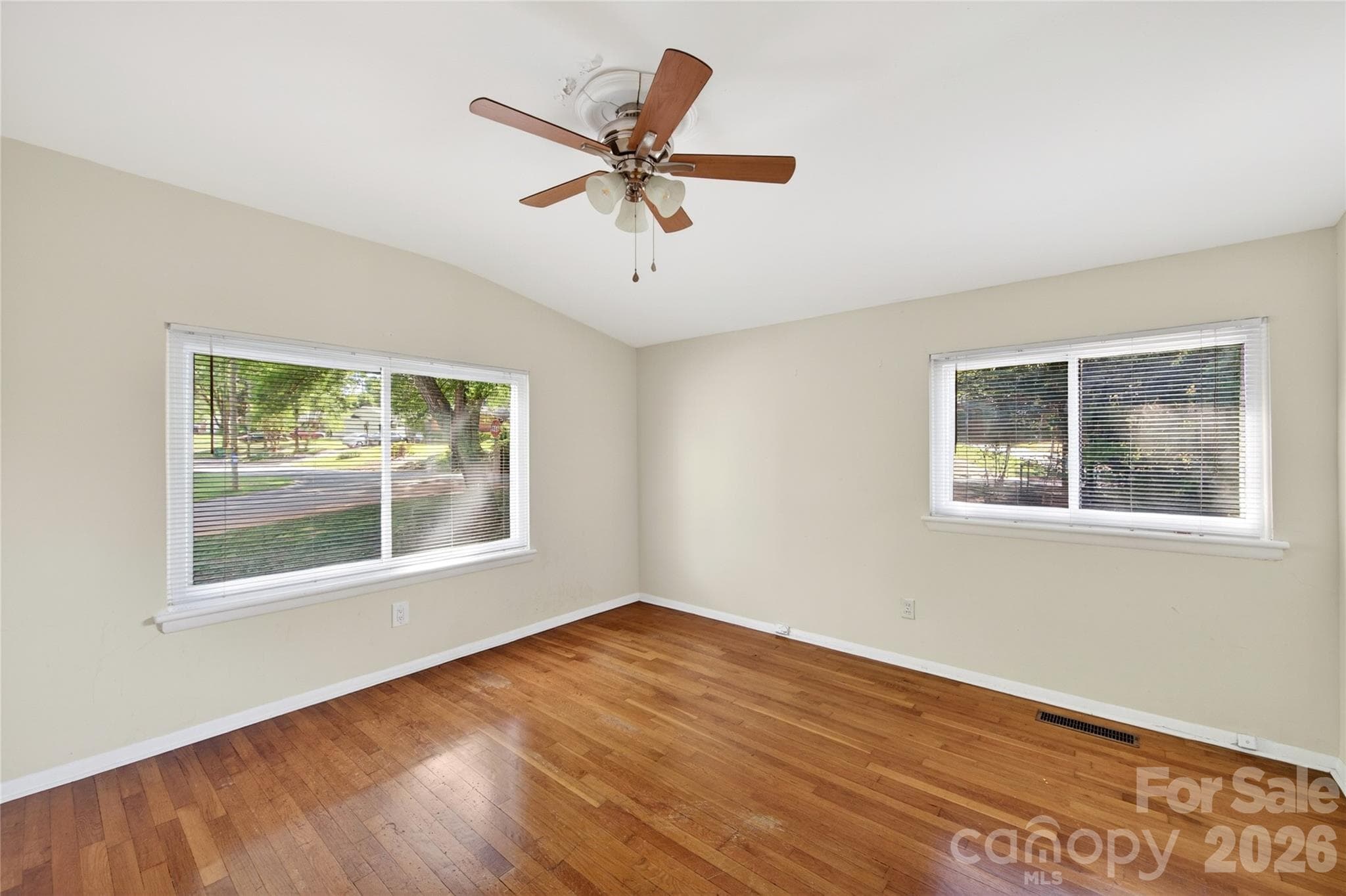 Single Family Residence at 501 Kenlough Drive, Charlotte, photo 21 of 46