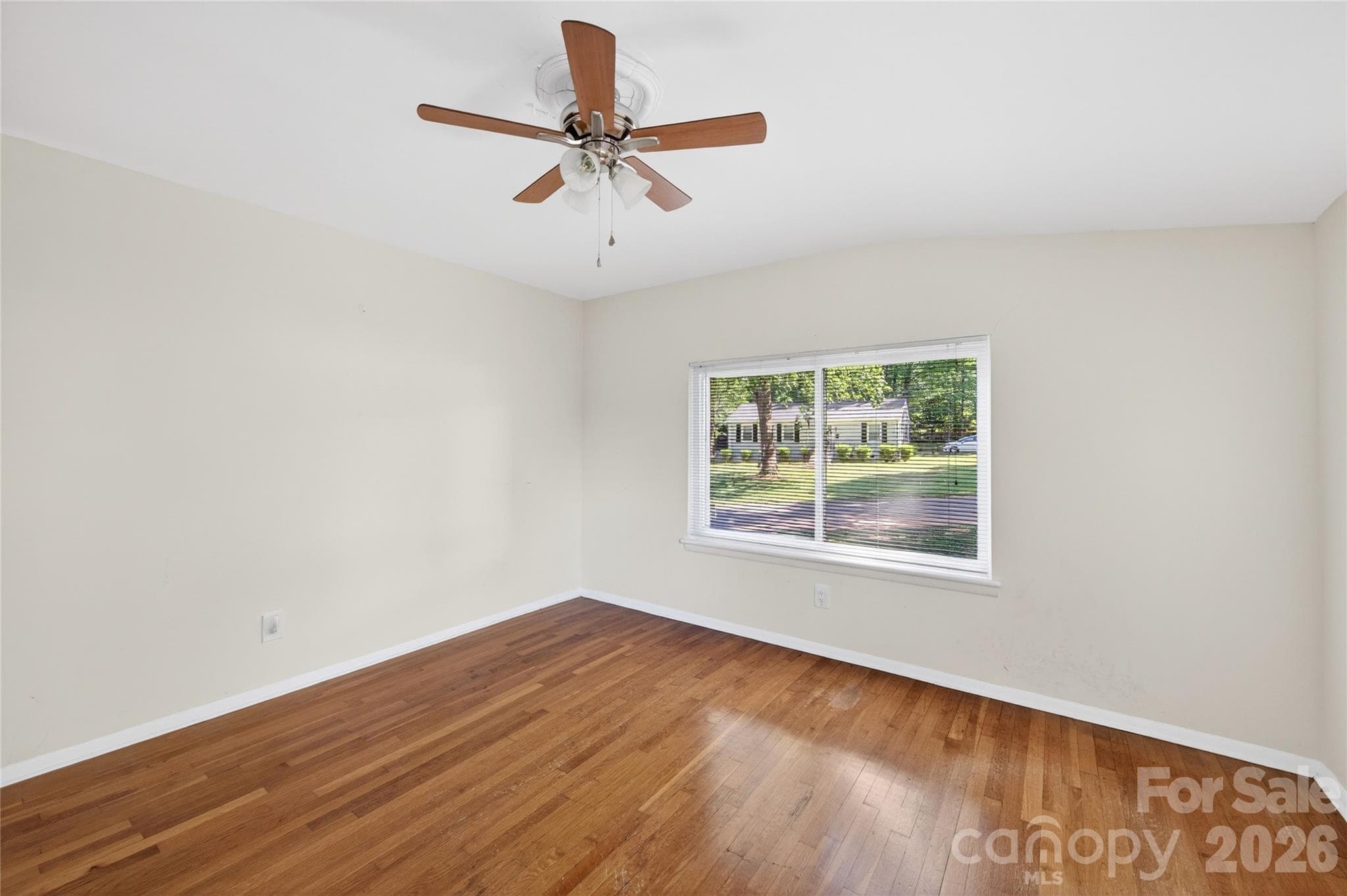 Single Family Residence at 501 Kenlough Drive, Charlotte, photo 22 of 46