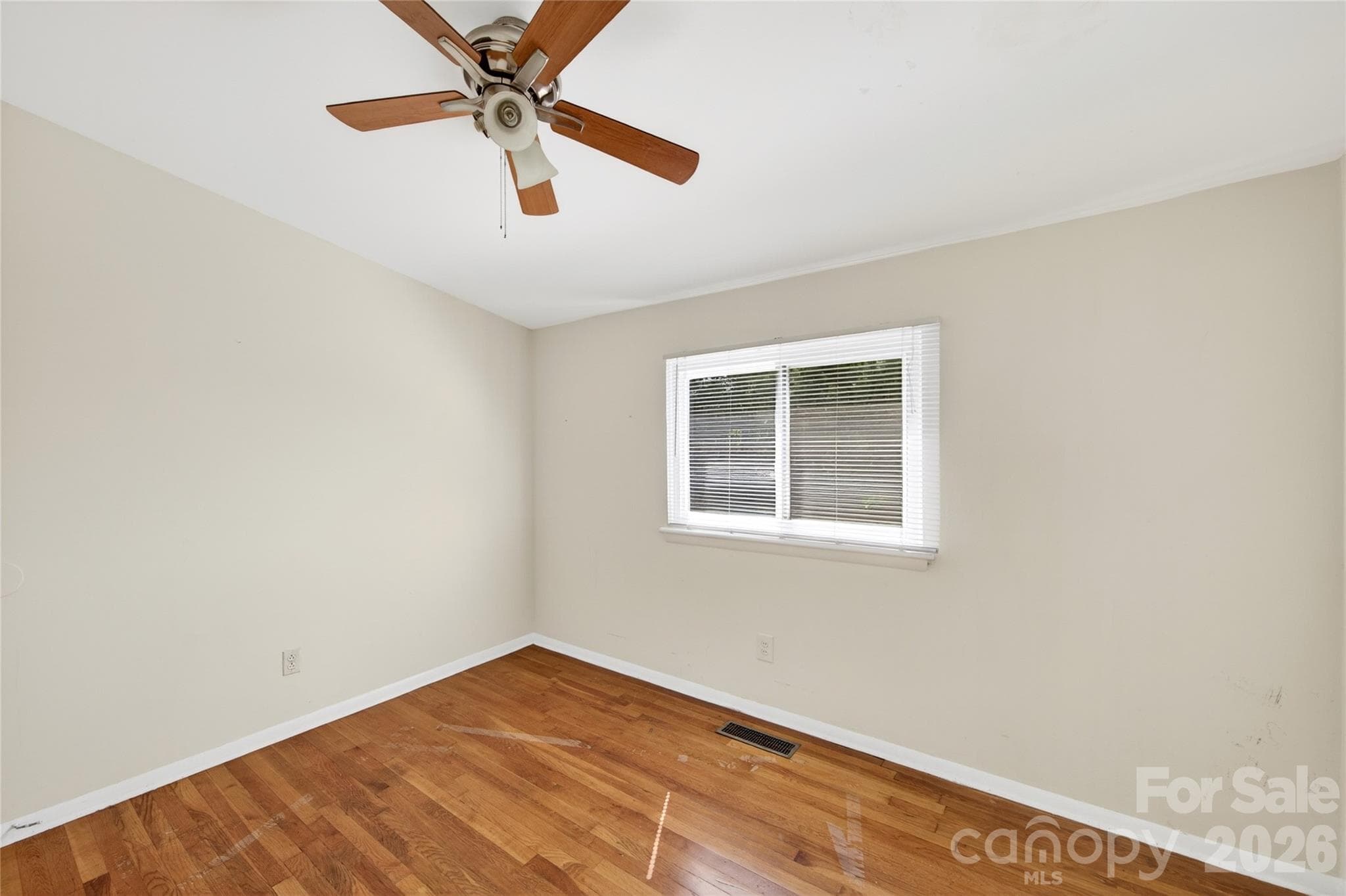 Single Family Residence at 501 Kenlough Drive, Charlotte, photo 29 of 46