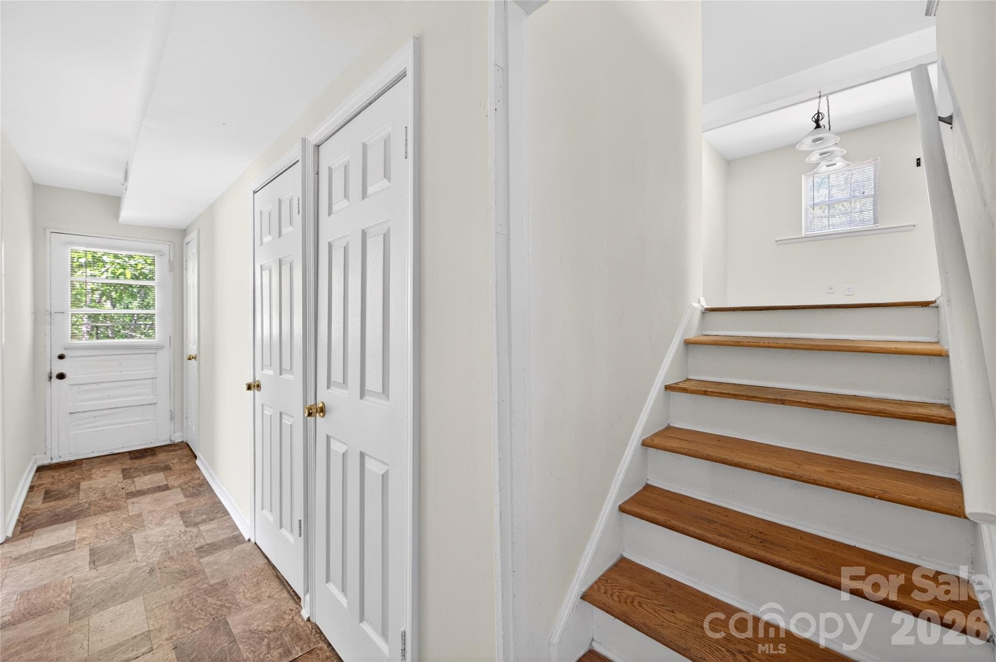 Single Family Residence at 501 Kenlough Drive, Charlotte, photo 33 of 46