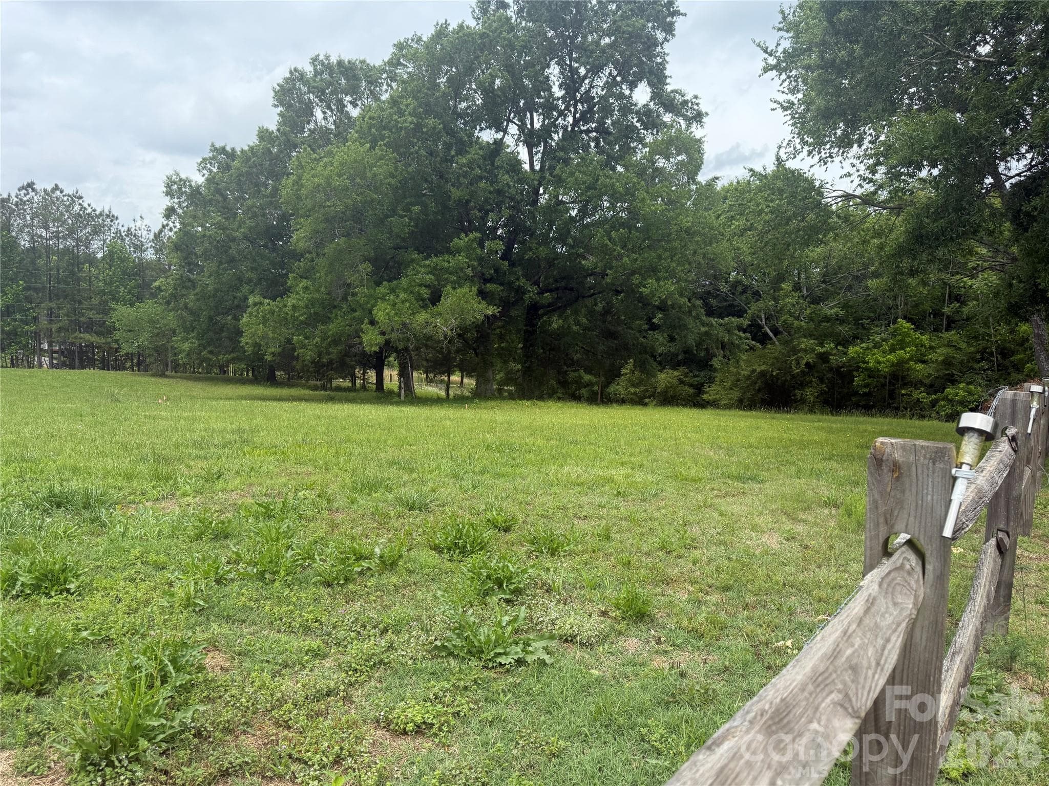 6713 Rebel Road