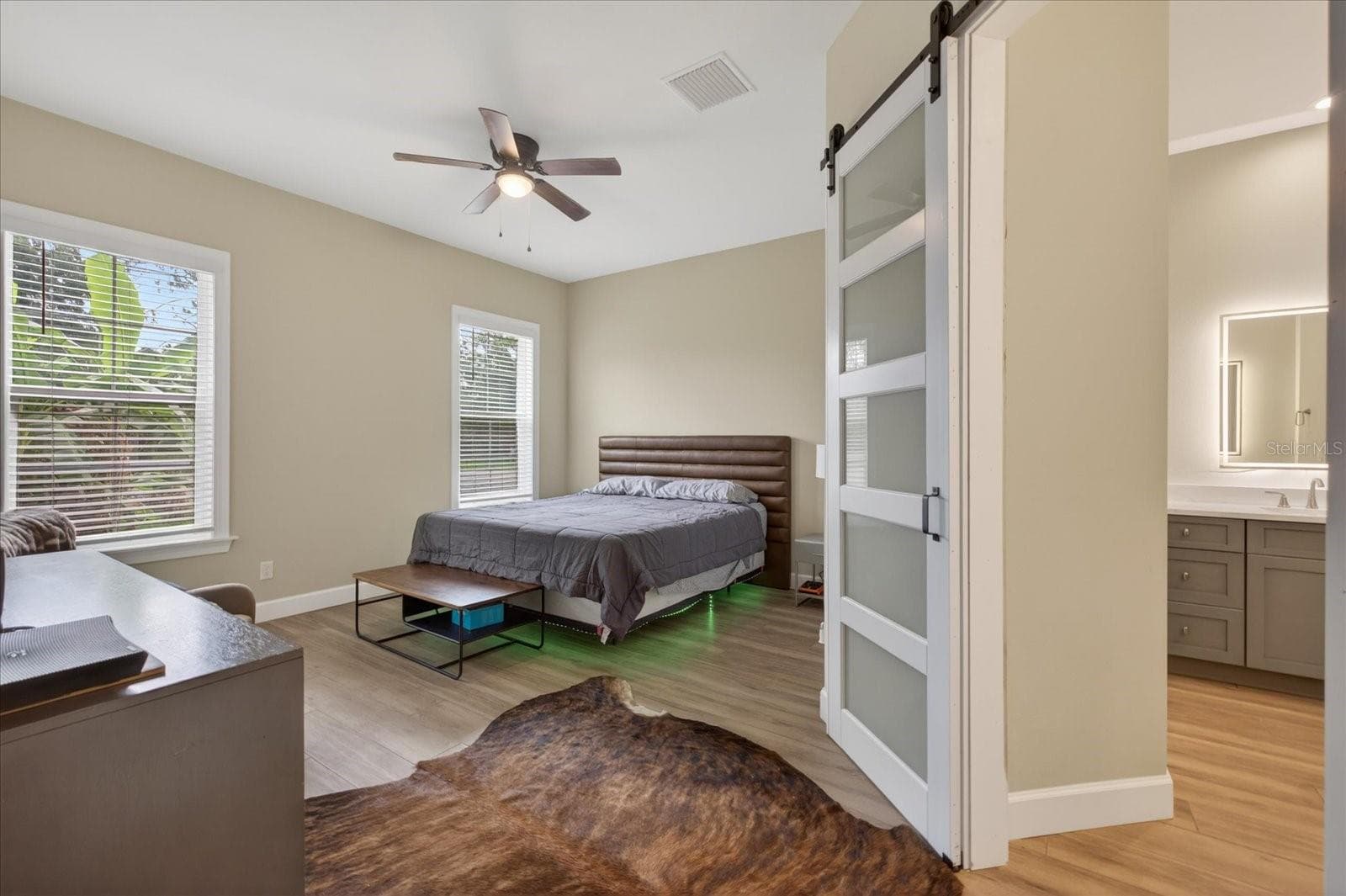 Single Family Residence at 1208 SUNSET LN, LUTZ, photo 18 of 43
