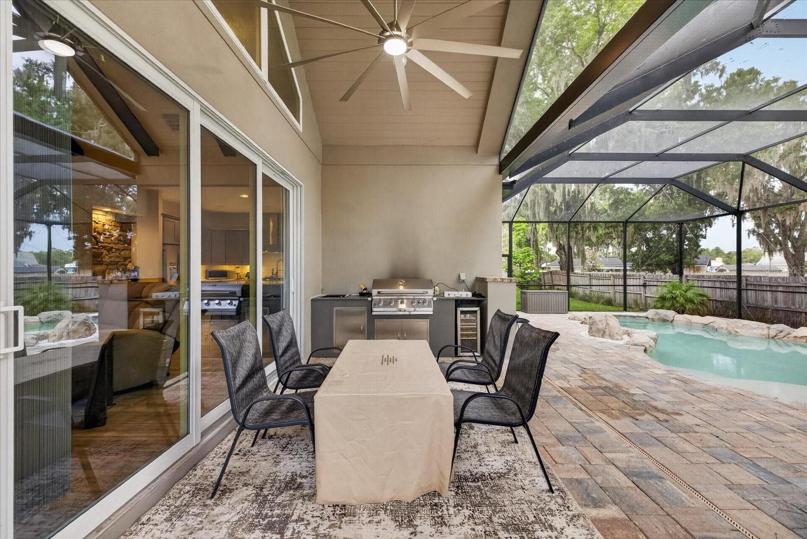 Single Family Residence at 1208 SUNSET LN, LUTZ, photo 33 of 43